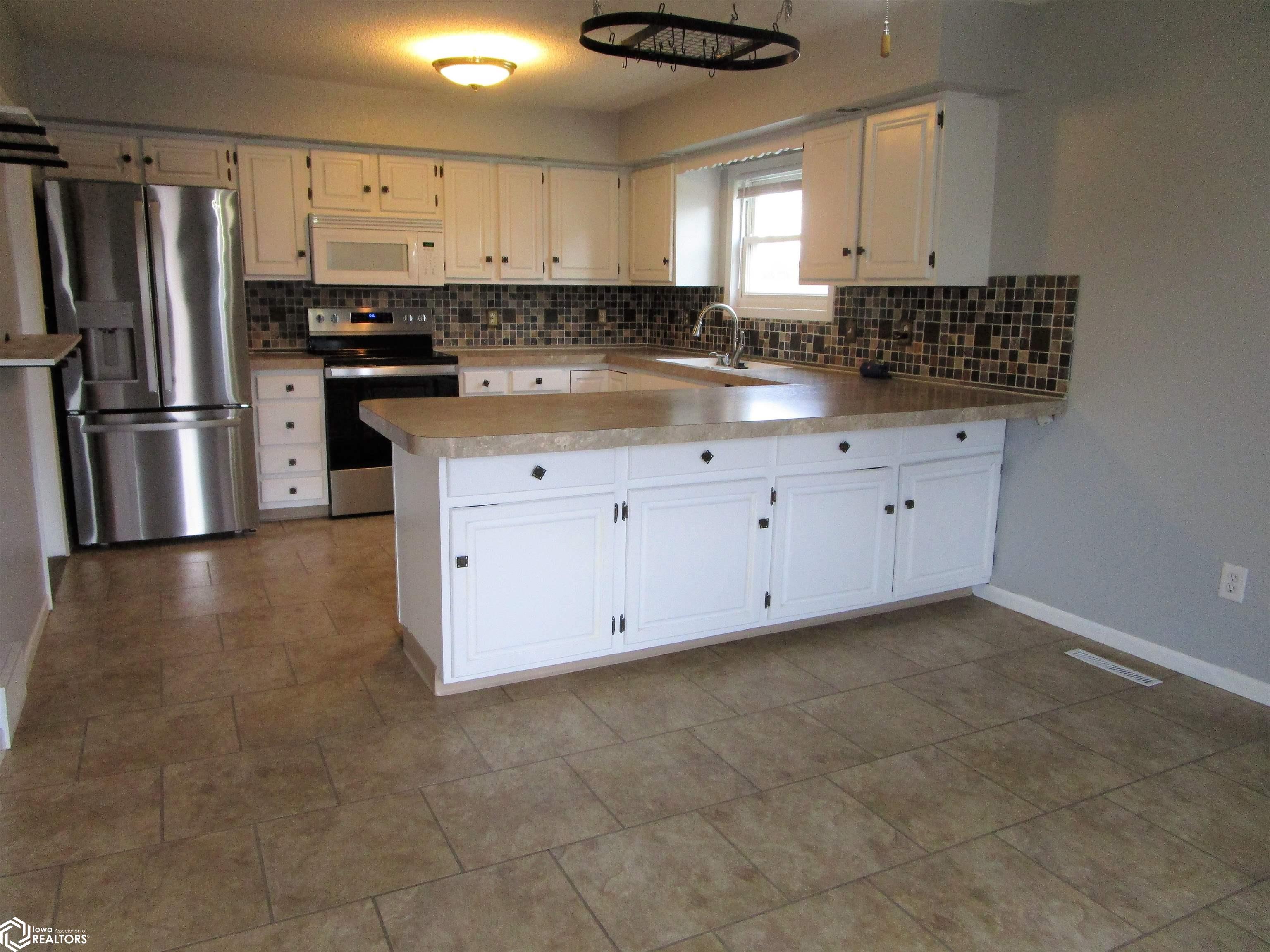 2513 Sunset Drive, Iowa Falls, Iowa image 14