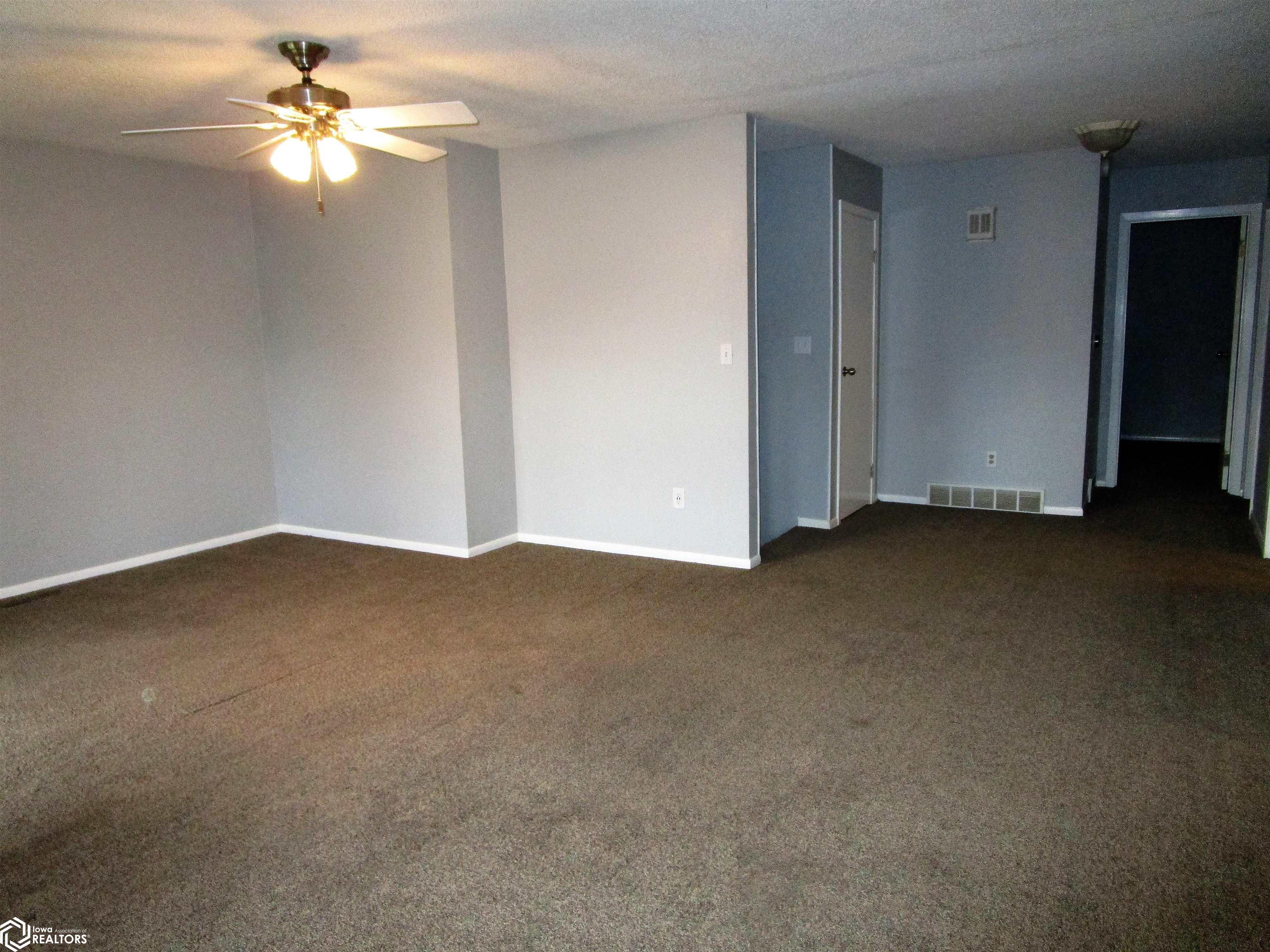 2513 Sunset Drive, Iowa Falls, Iowa image 16