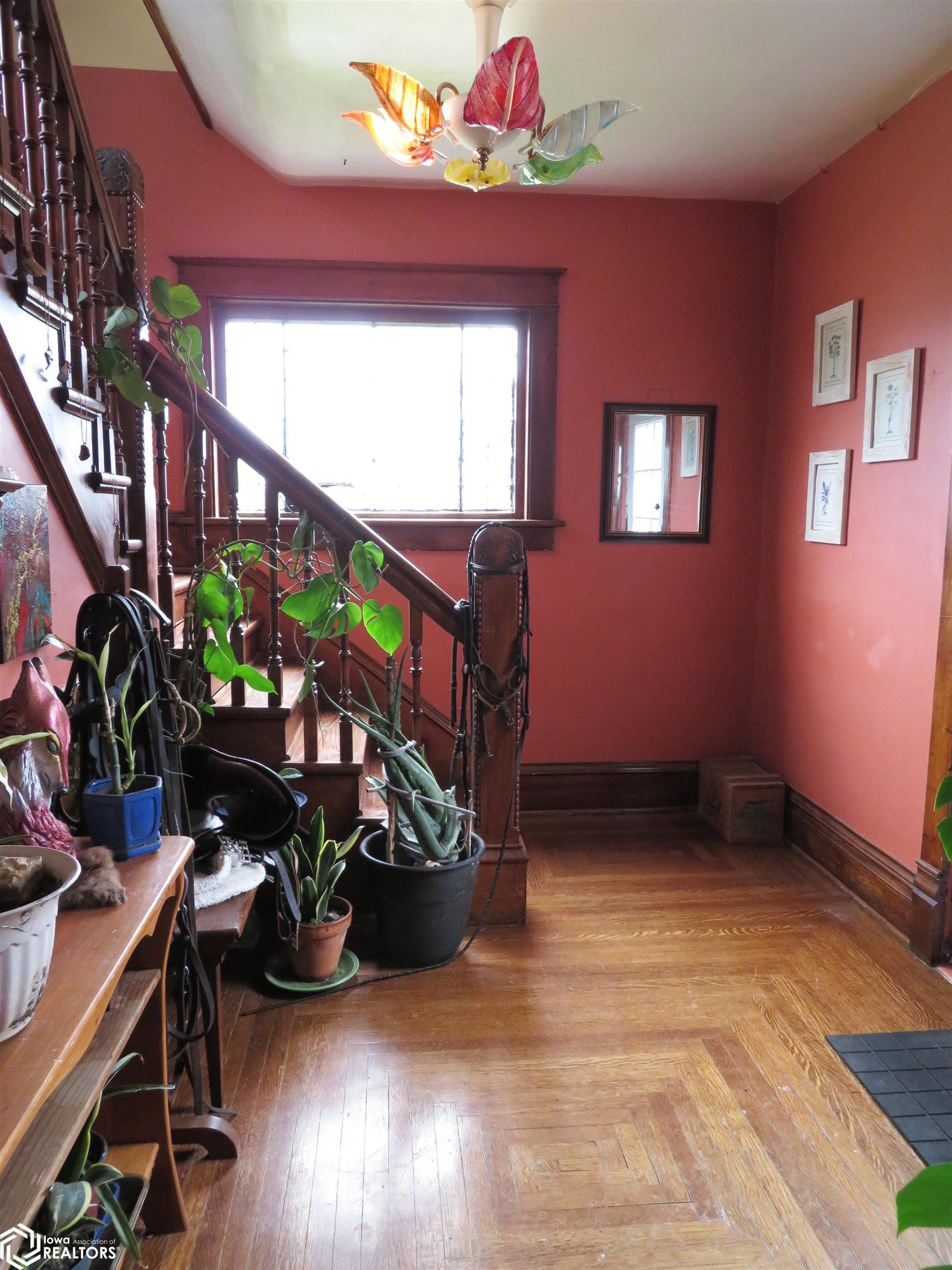 405 W State Street, Marshalltown, Iowa image 3