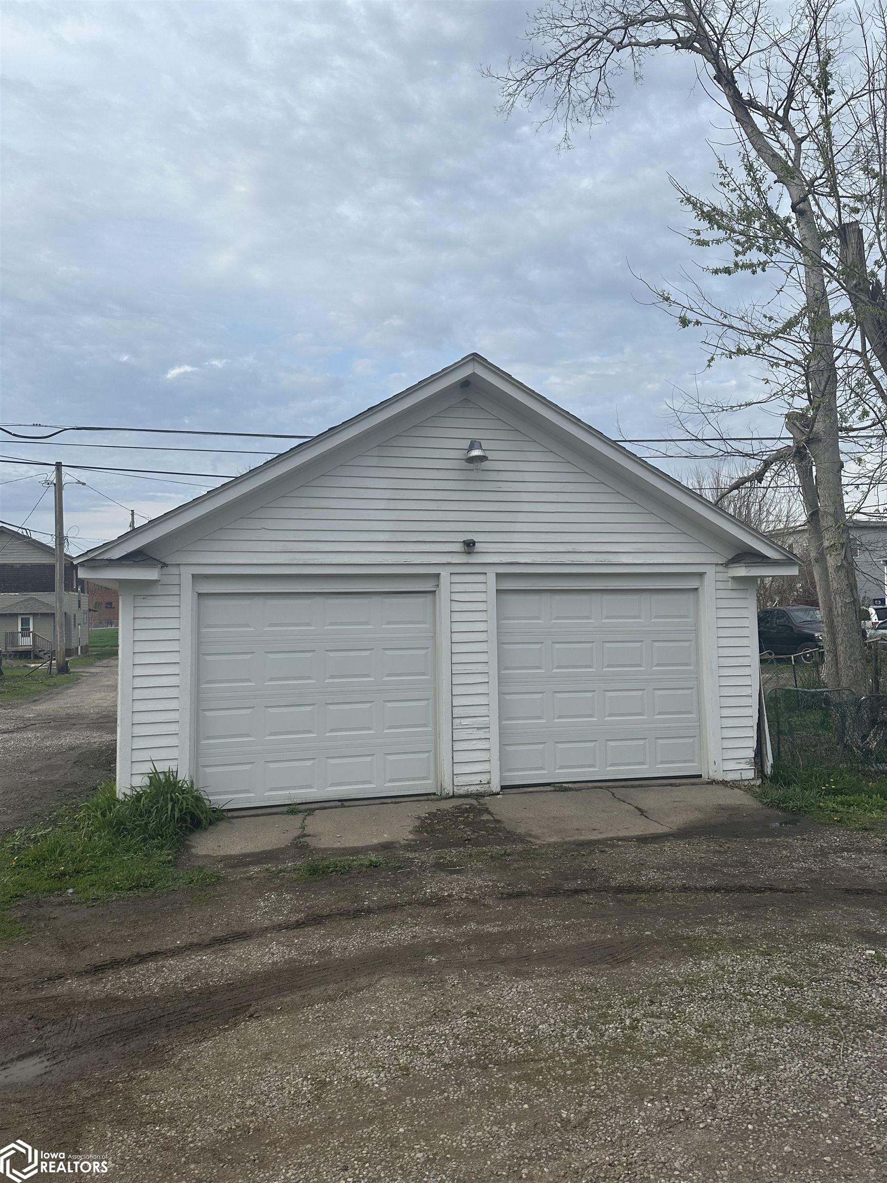 405 W State Street, Marshalltown, Iowa image 27