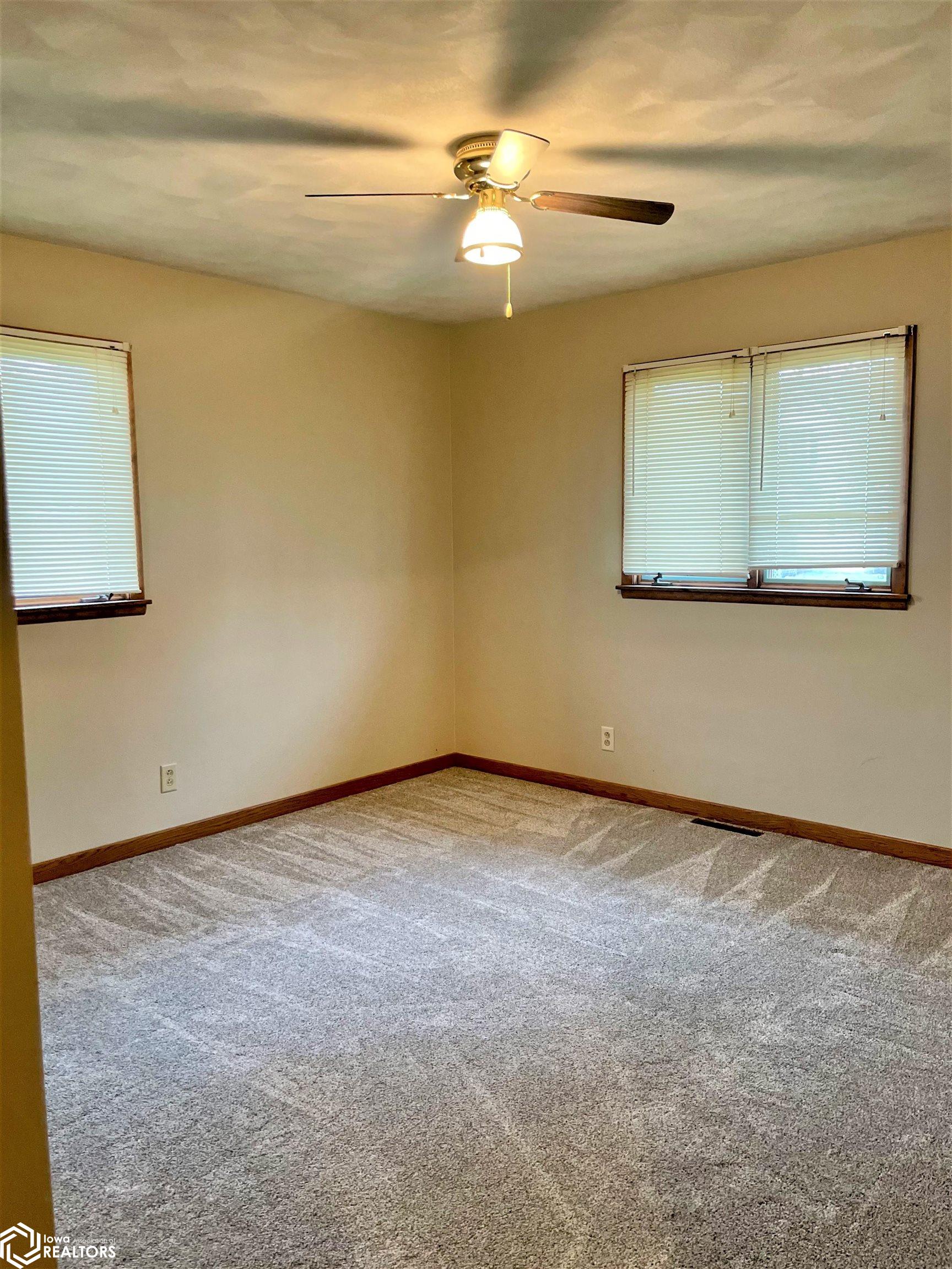 105 N Lindon Street, Joice, Iowa image 14