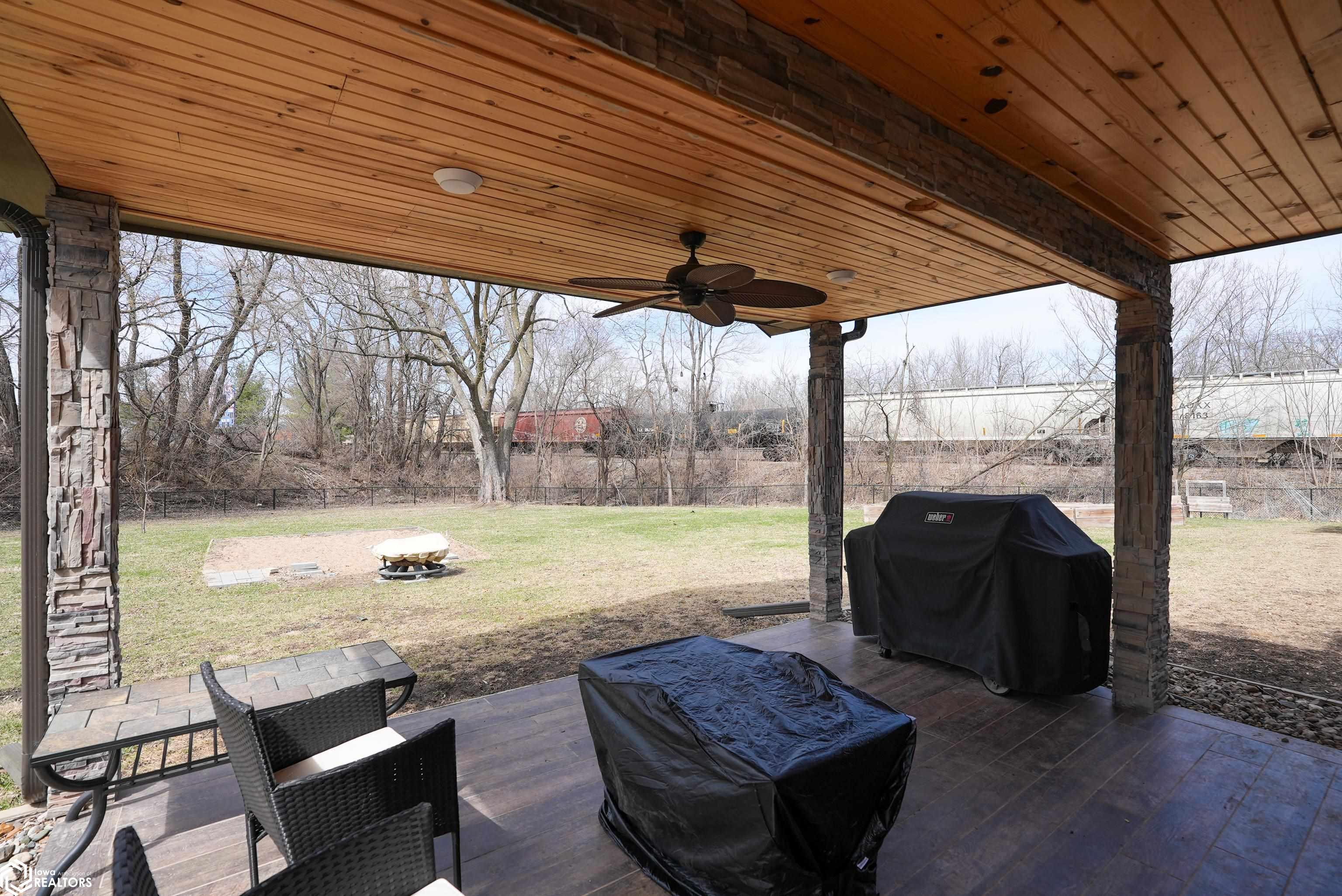 617 B Avenue, Albia, Iowa image 11