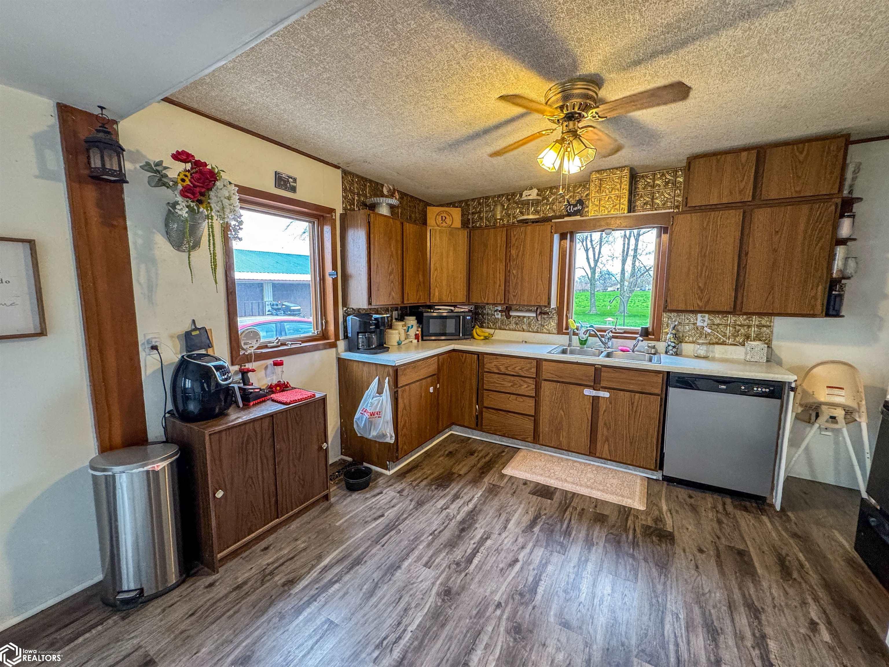 2761 Dows Williams Road, Dows, Iowa image 2