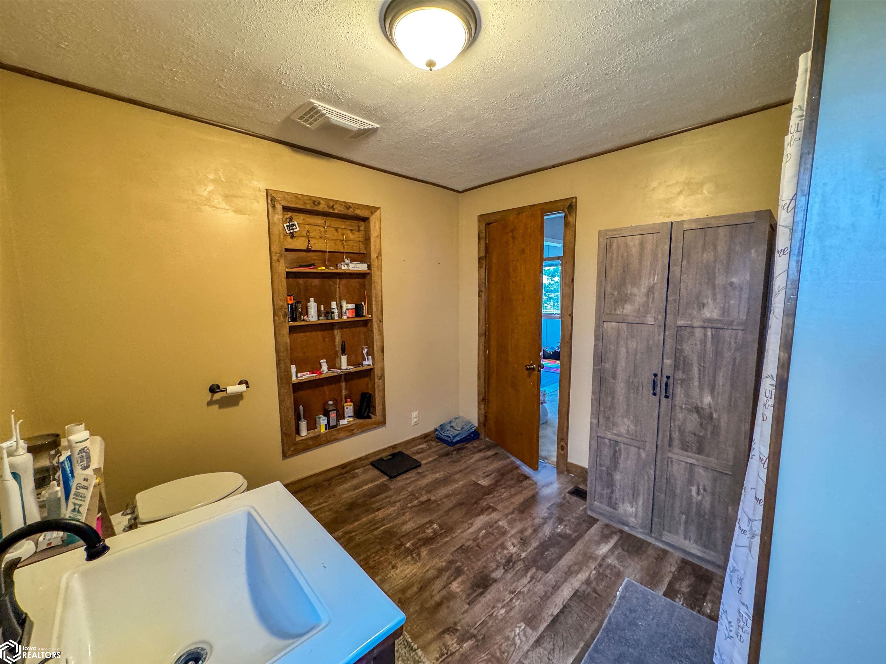 2761 Dows Williams Road, Dows, Iowa image 14