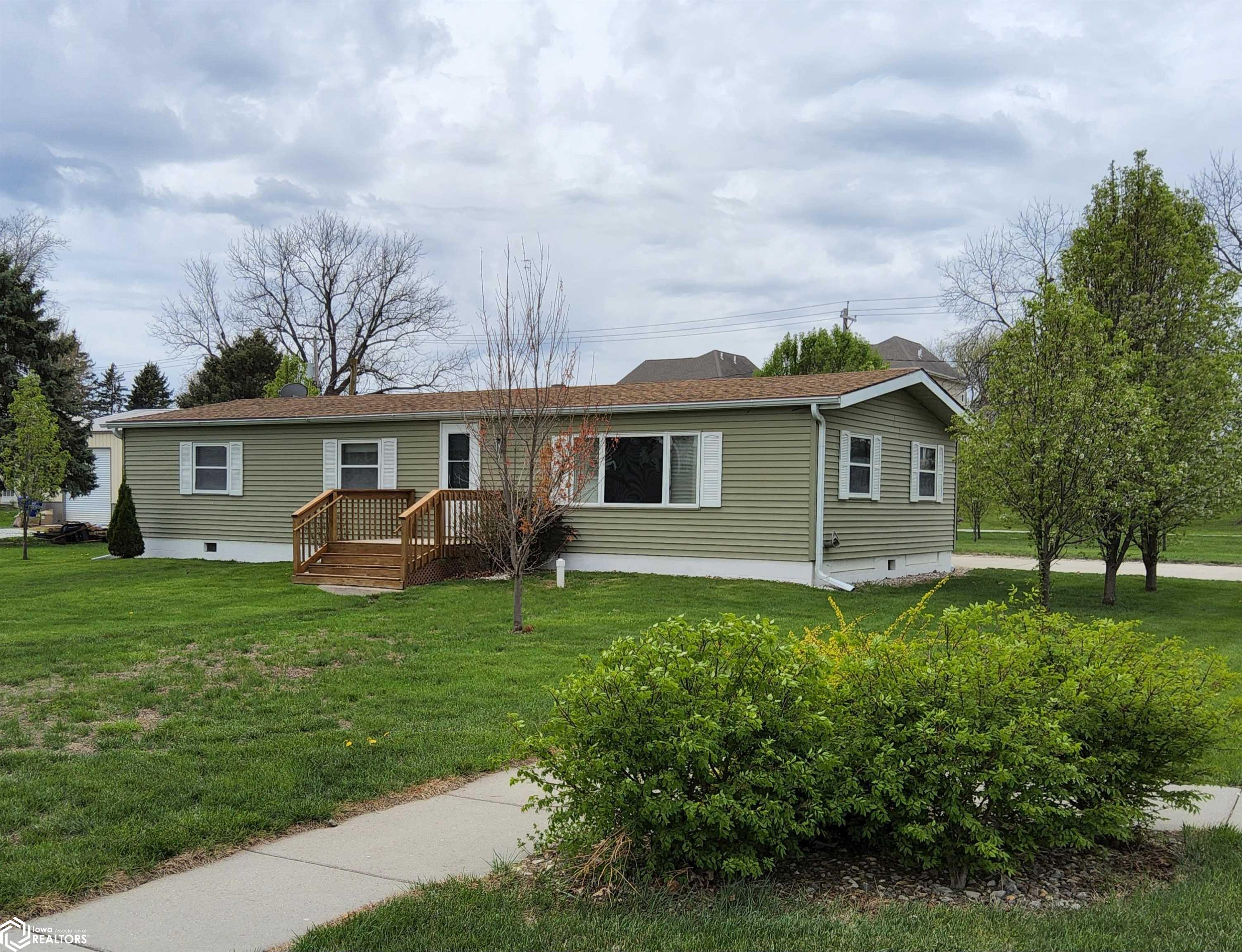754 S Pine Street, Avoca, Iowa image 3