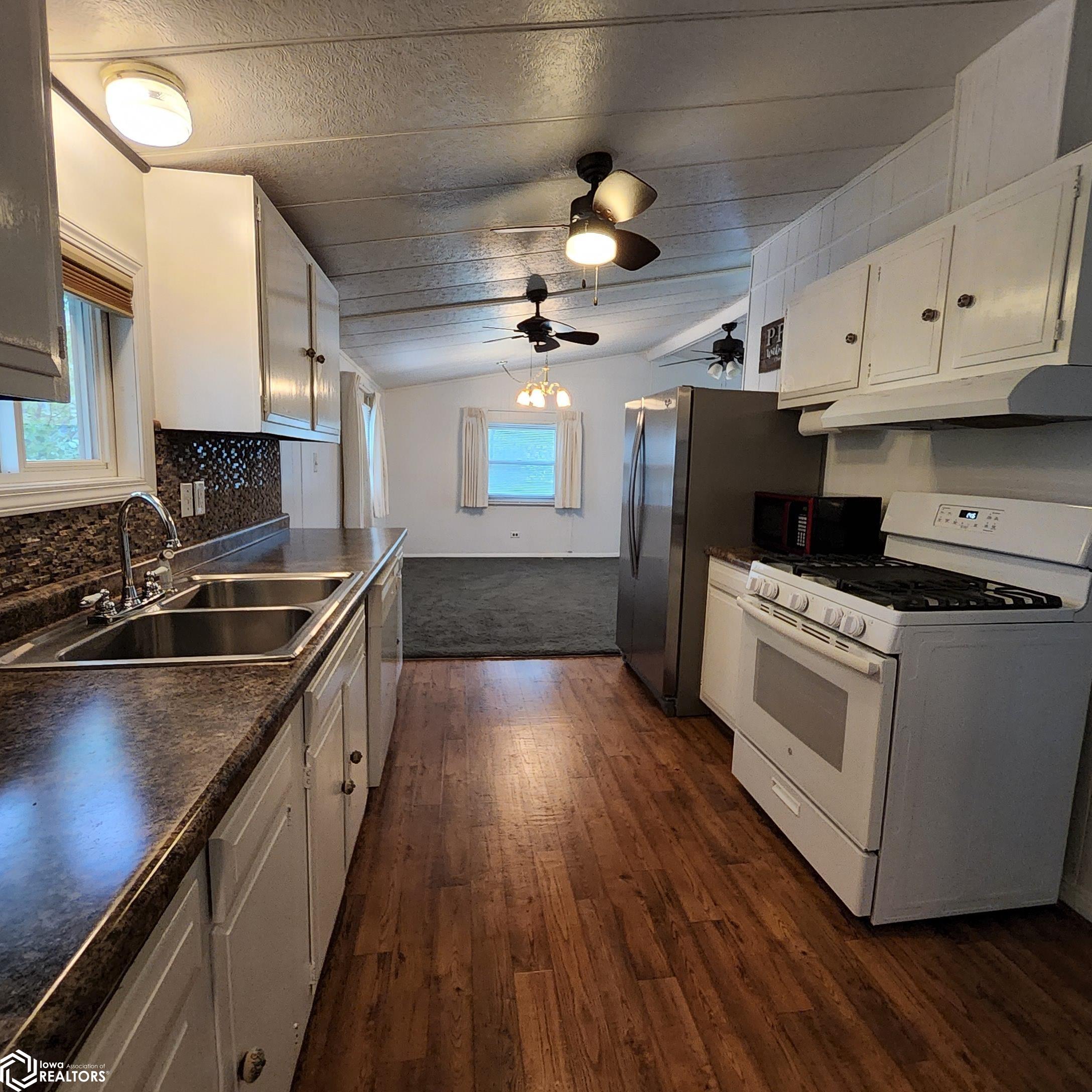 754 S Pine Street, Avoca, Iowa image 5