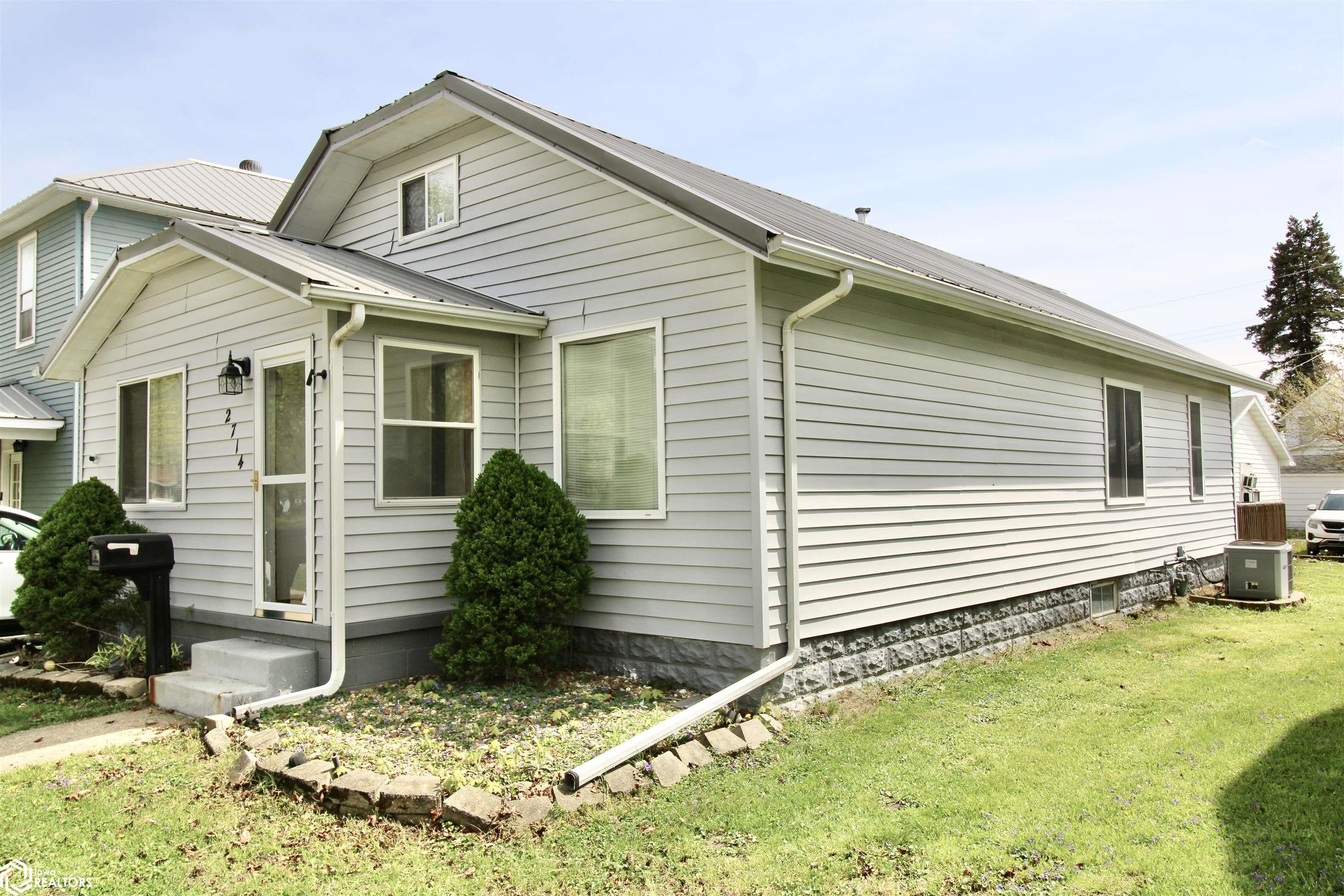 2714 Avenue K, Fort Madison, Iowa image 2