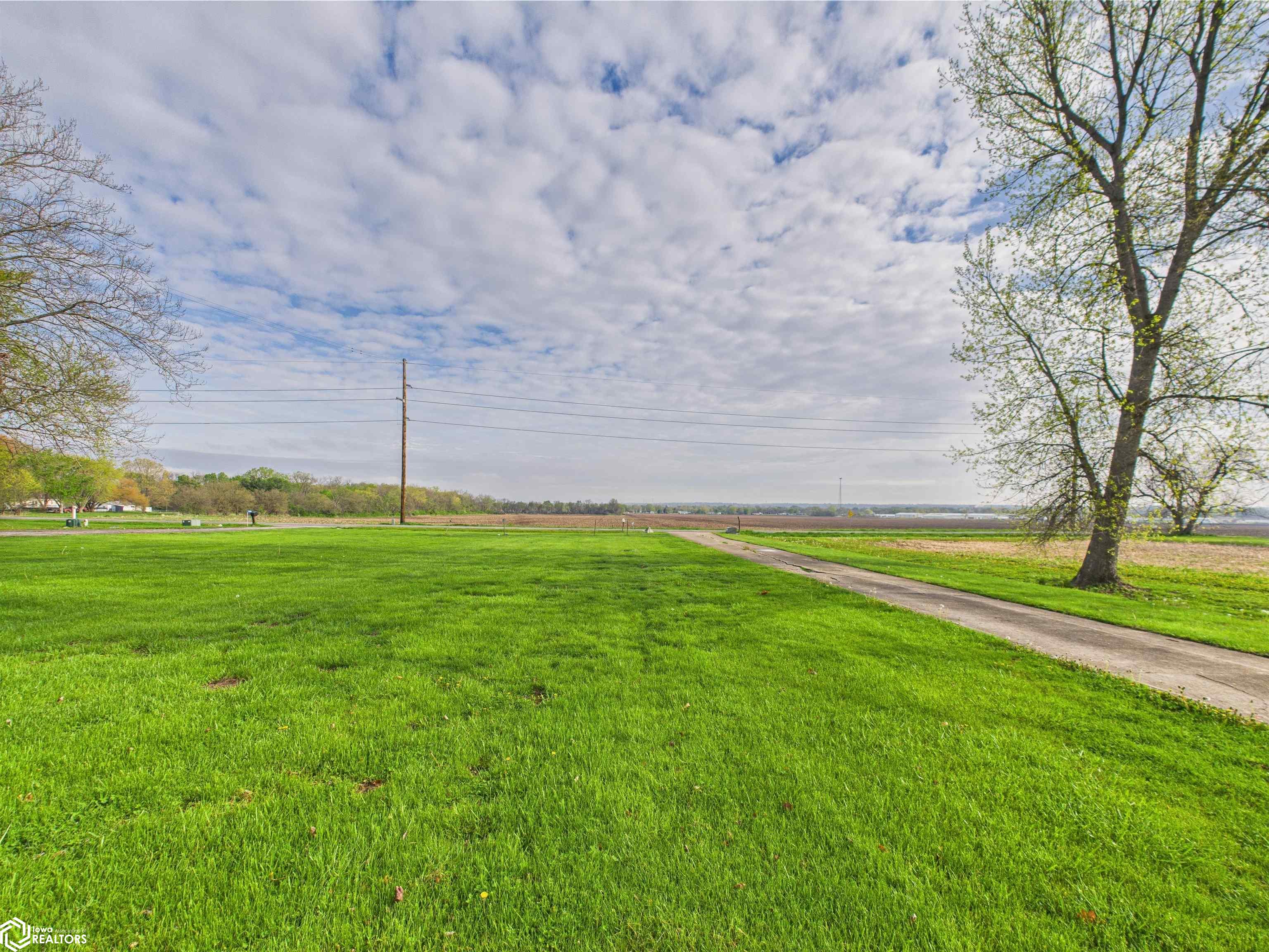 13464 65th St., Ottumwa, Iowa image 2