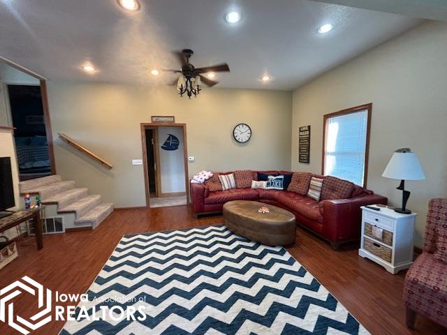 6183 Lakeshore Drive, Brooklyn, Iowa image 7