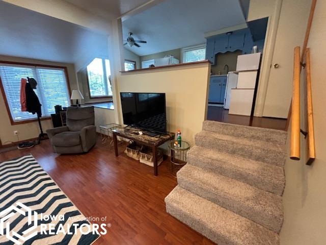 6183 Lakeshore Drive, Brooklyn, Iowa image 9