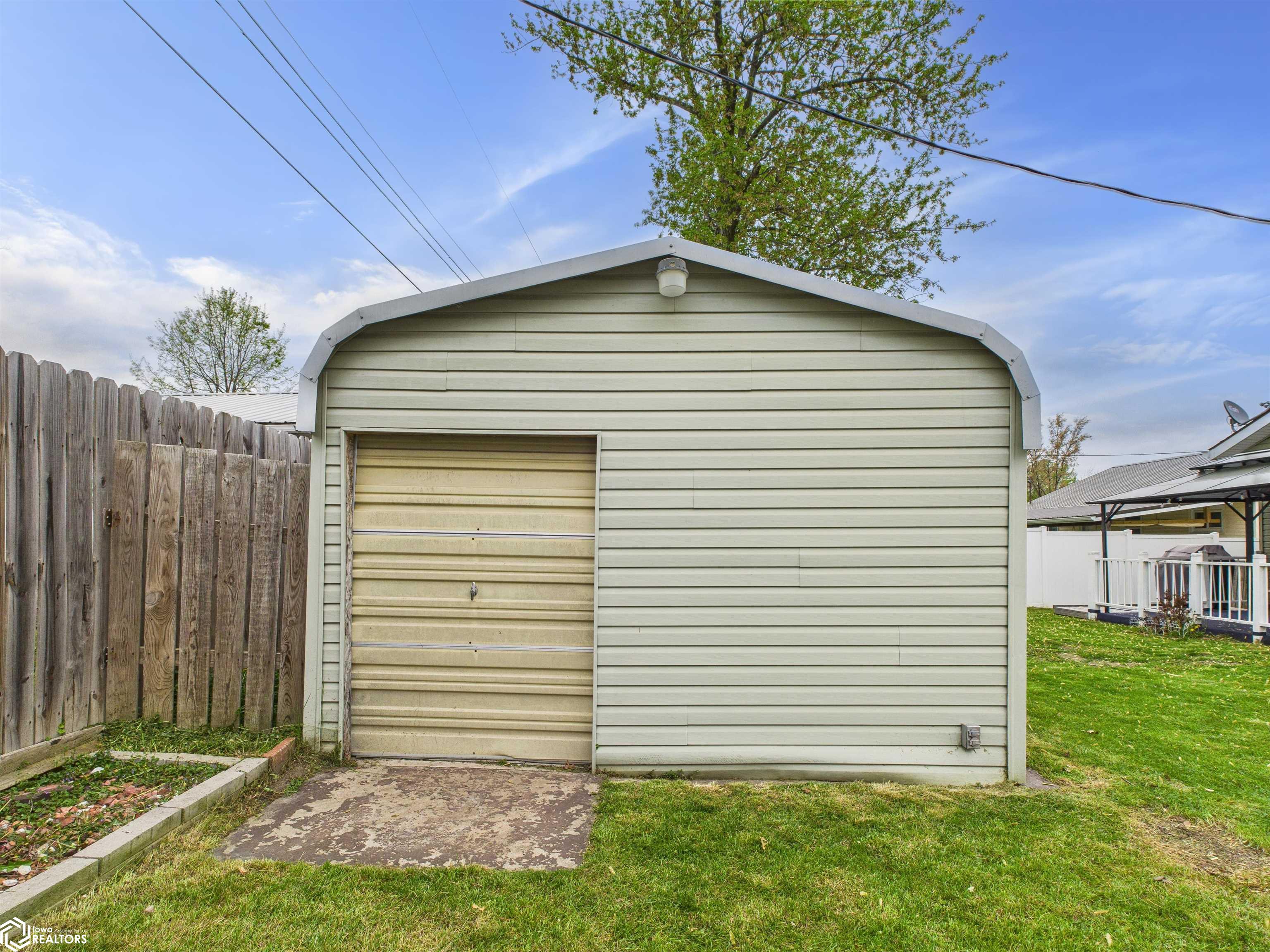 2612 Bank Street, Keokuk, Iowa image 9