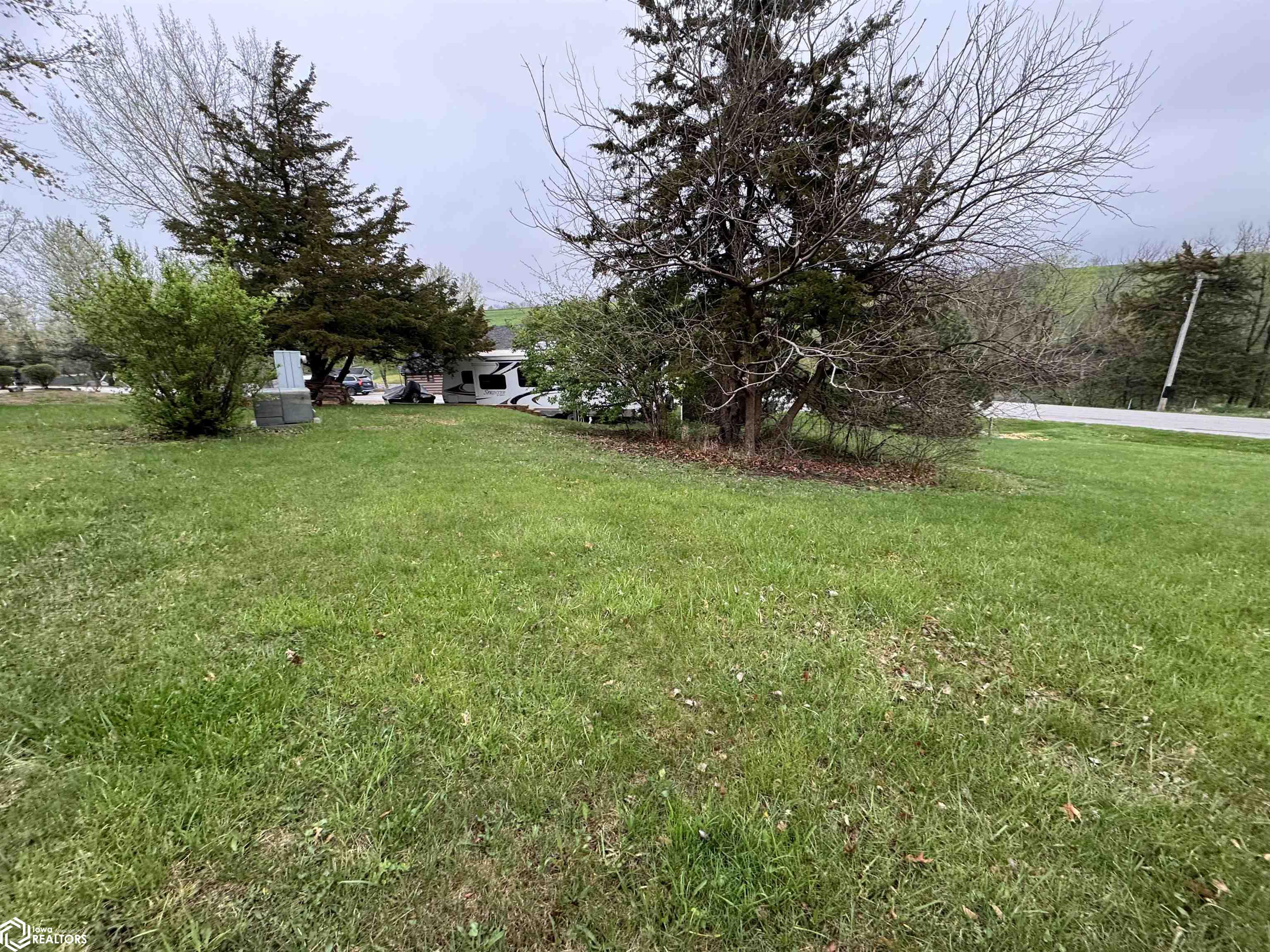 582 & 583 Overland Trail, Ellston, Iowa image 6