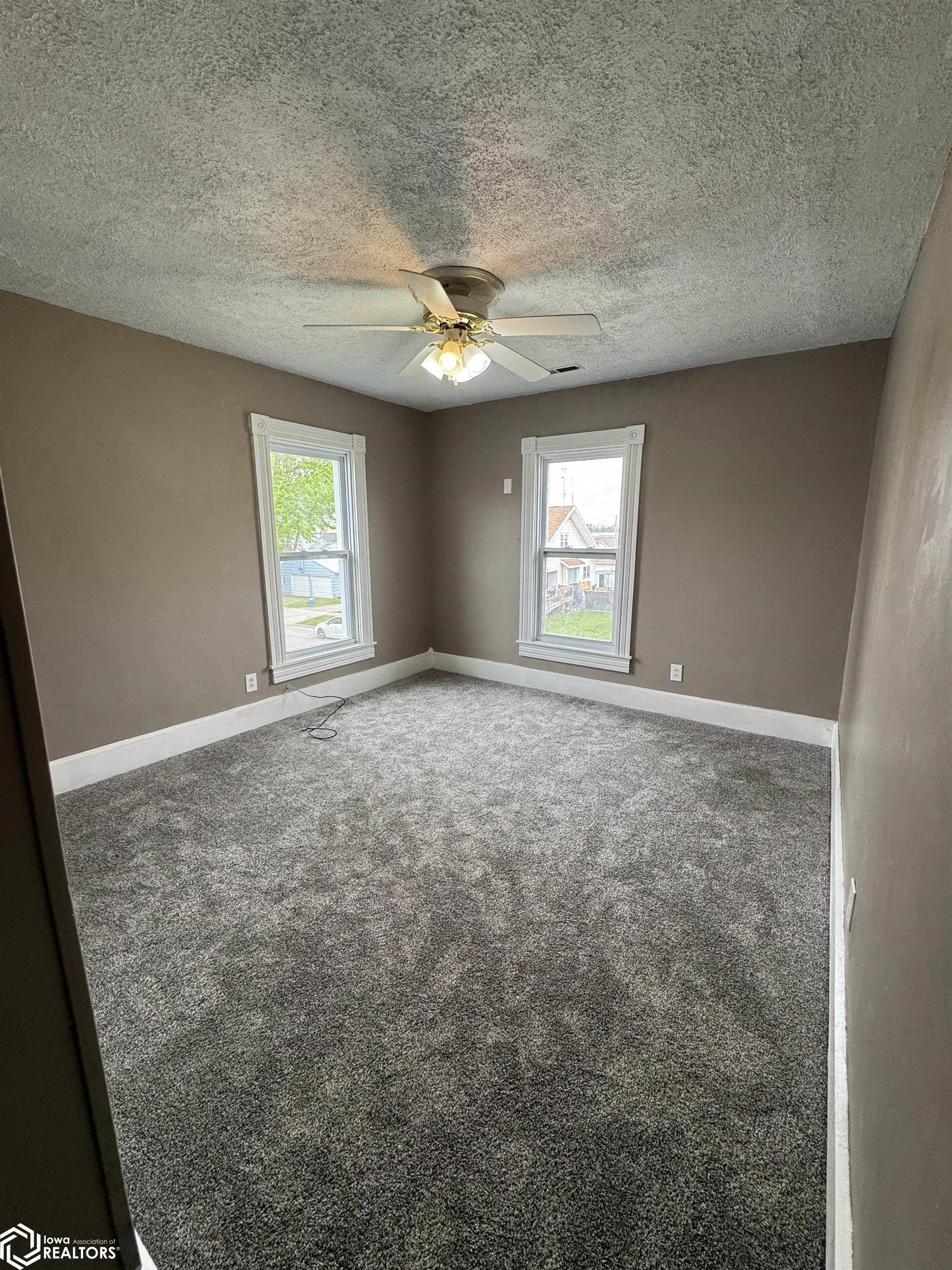 201 Ballard Street, West Burlington, Iowa image 14