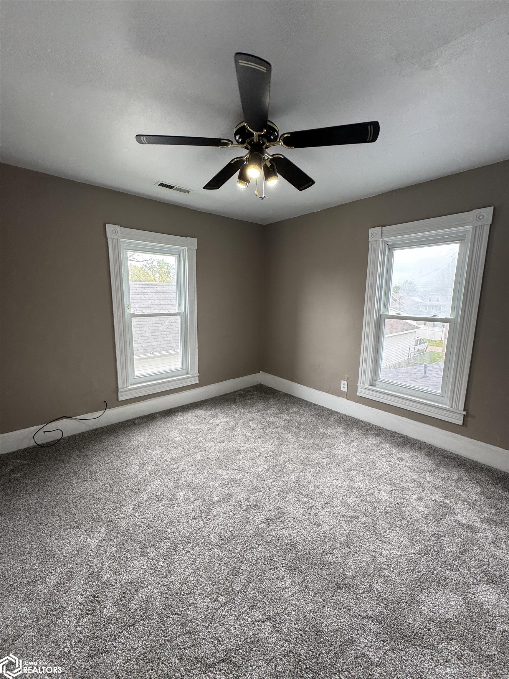201 Ballard Street, West Burlington, Iowa image 15