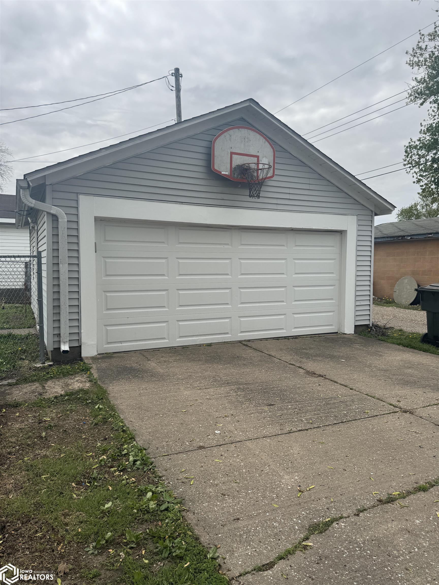 201 Ballard Street, West Burlington, Iowa image 17