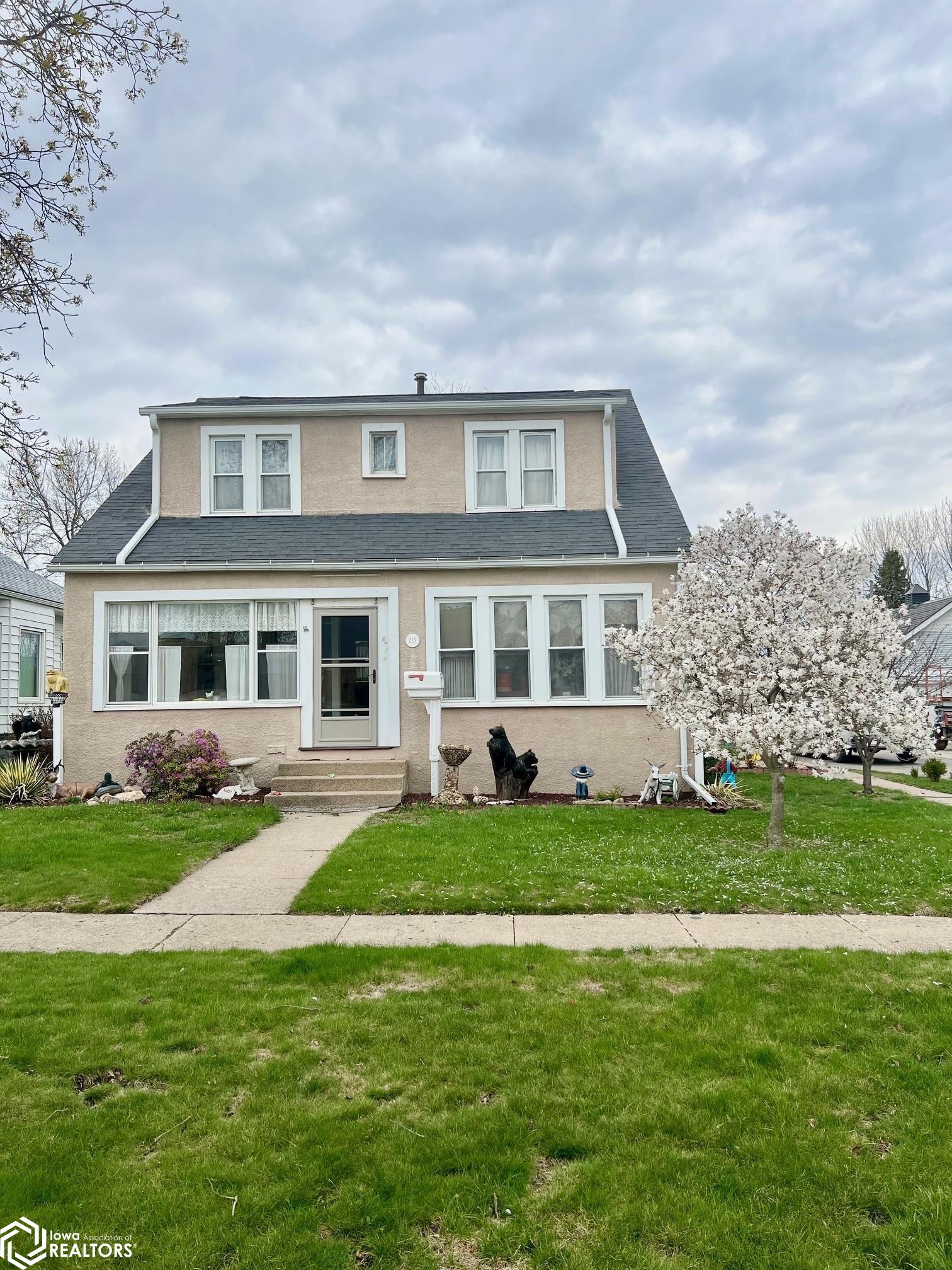 215 1st Avenue, Clarion, Iowa image 1
