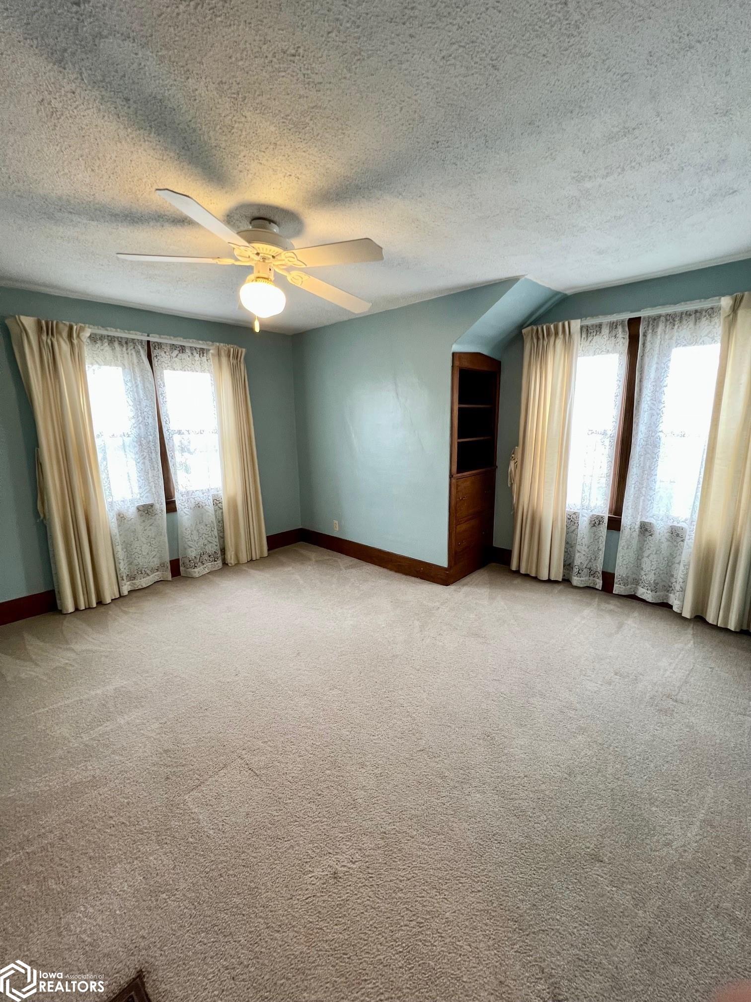 215 1st Avenue, Clarion, Iowa image 37