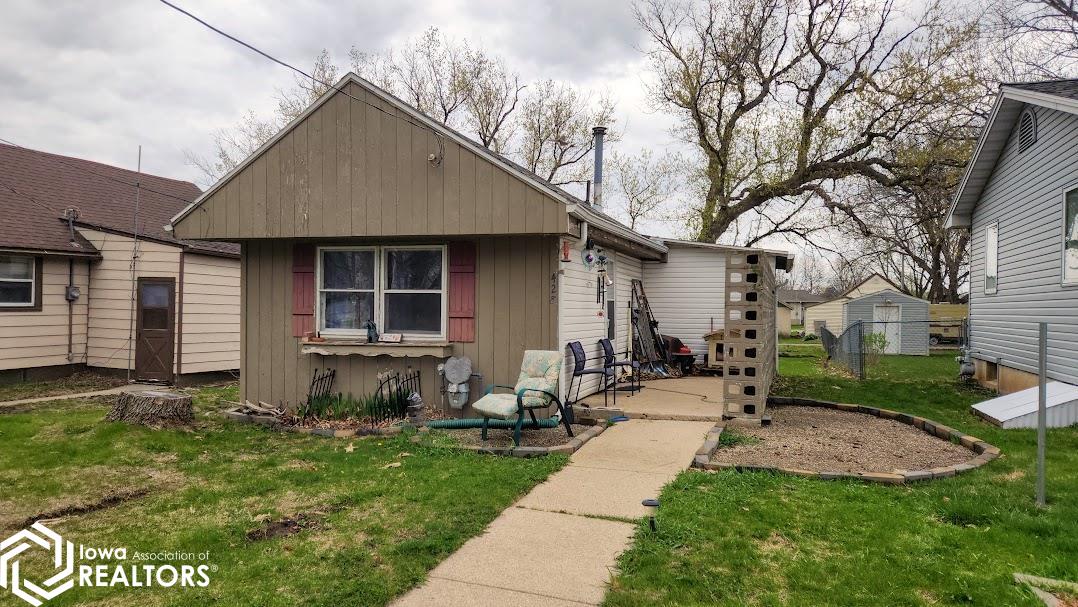 428 29th Street, Mason City, Iowa image 1