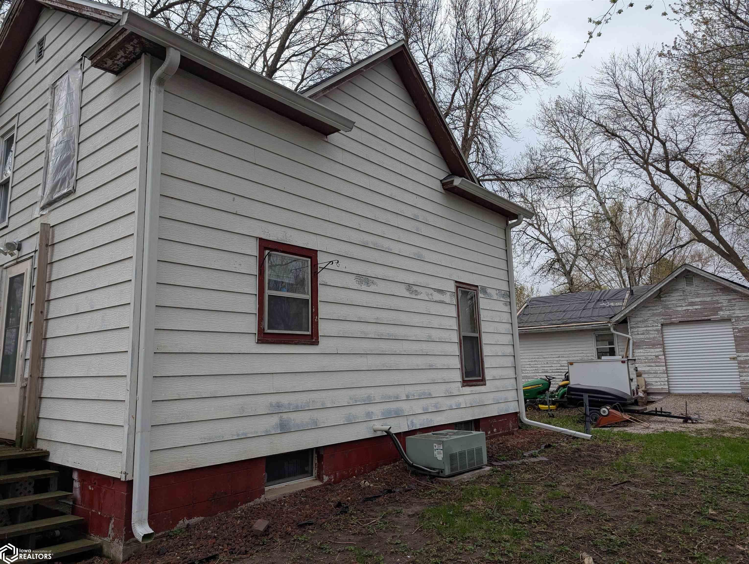 12 & 14 College Ave, Bode, Iowa image 4