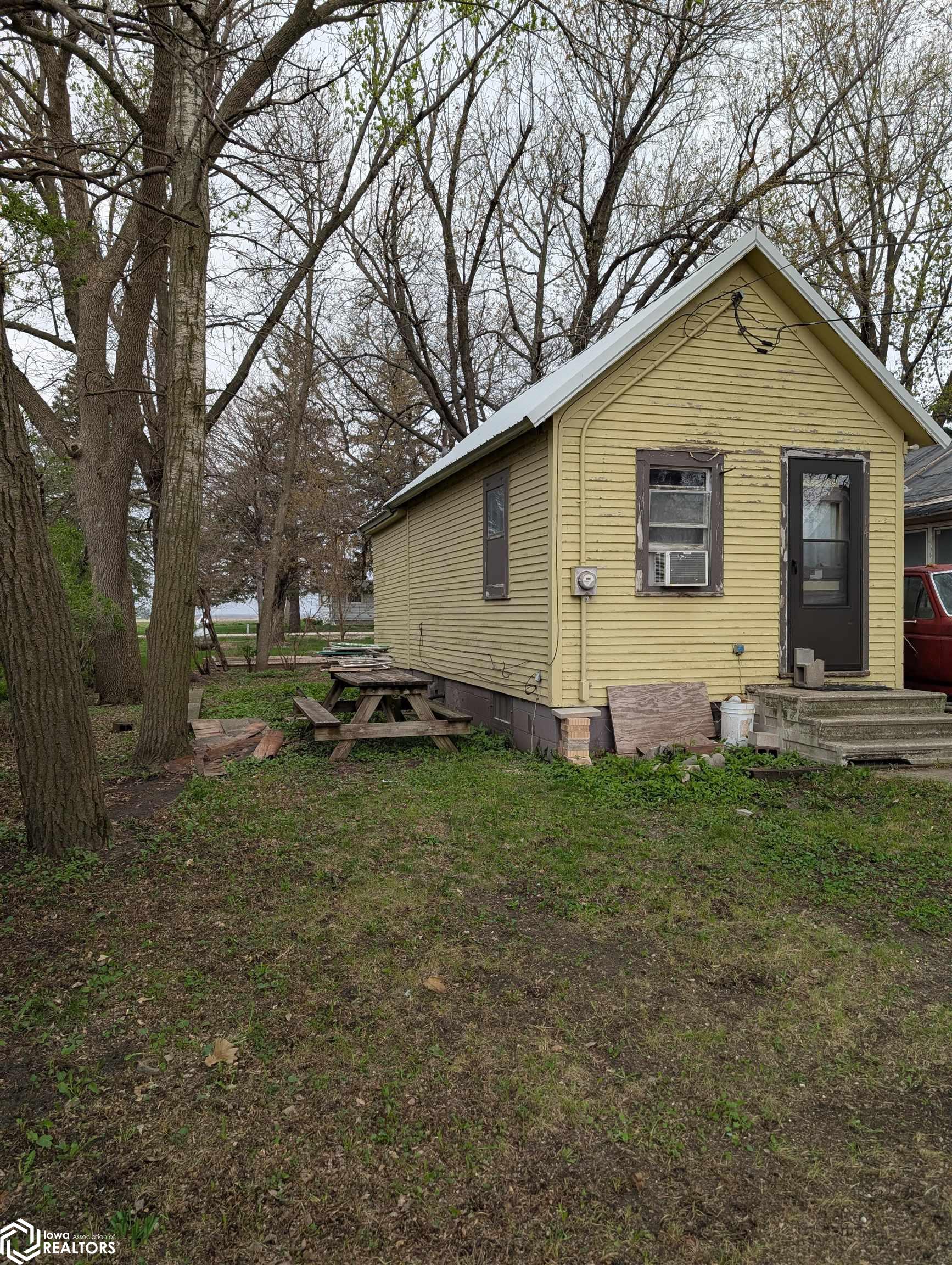 12 & 14 College Ave, Bode, Iowa image 9