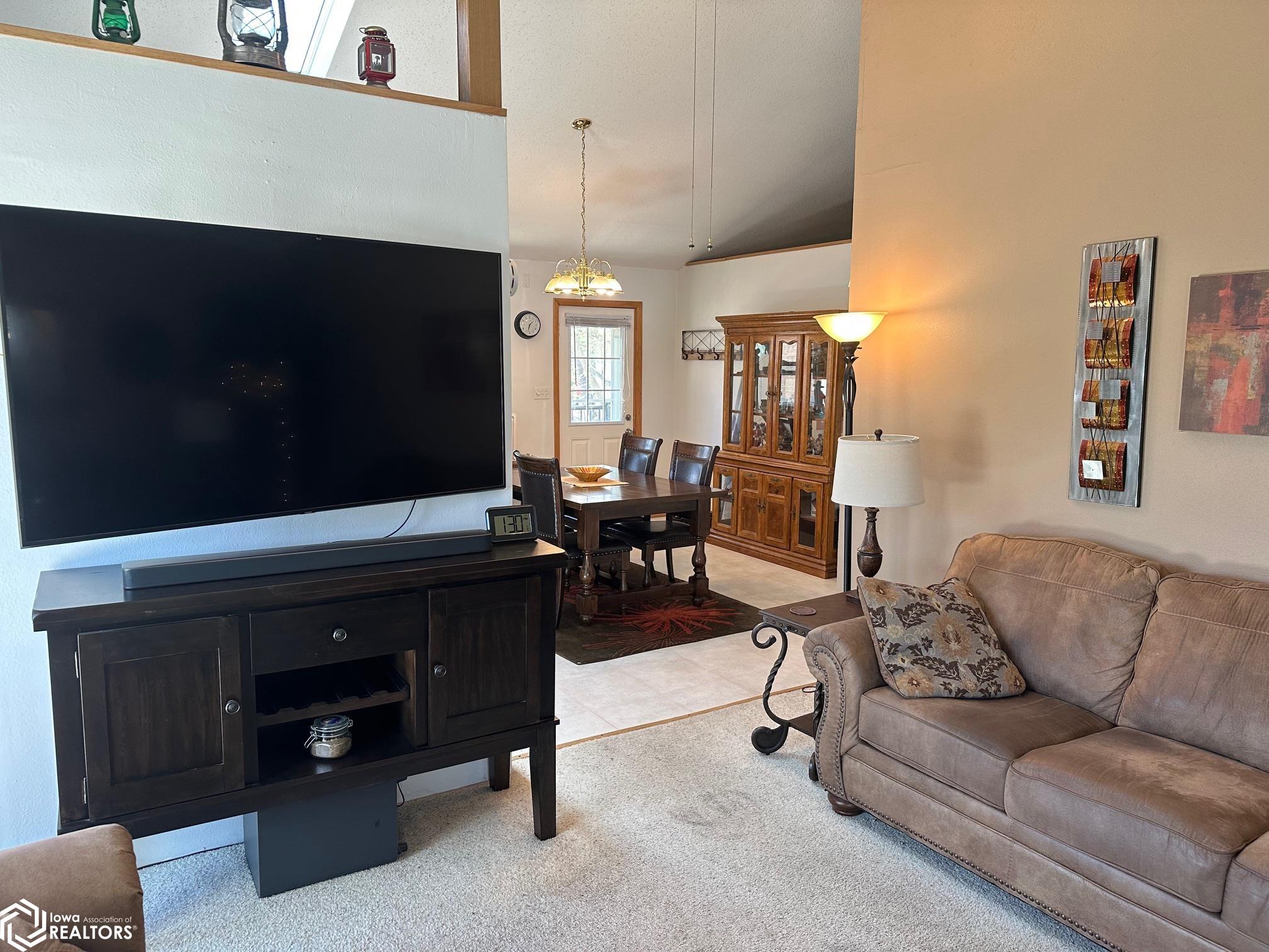 4616 Wesley Drive, Clear Lake, Iowa image 10