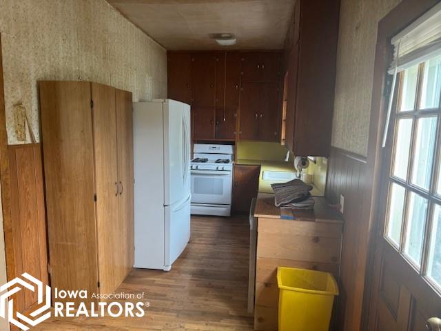 813 Park Avenue, Chariton, Iowa image 16