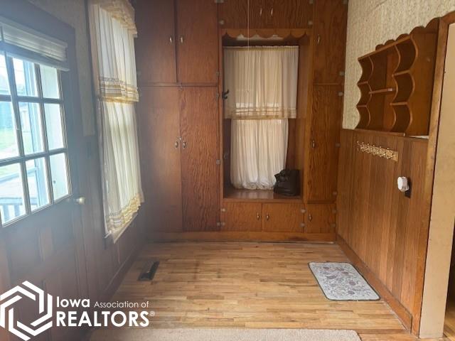 813 Park Avenue, Chariton, Iowa image 17