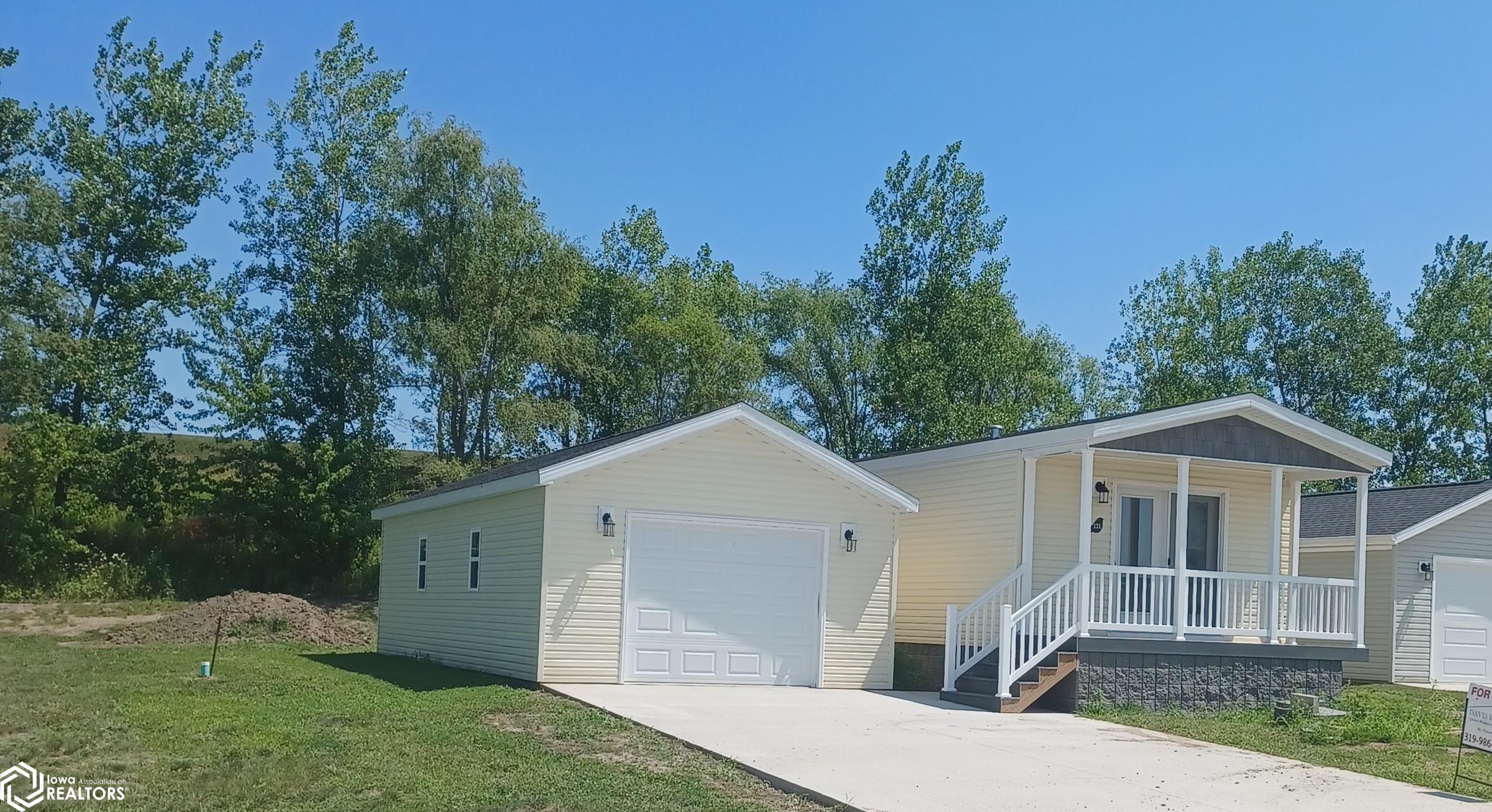 1500 E Linden #131 Drive #131, Mount Pleasant, Iowa image 1