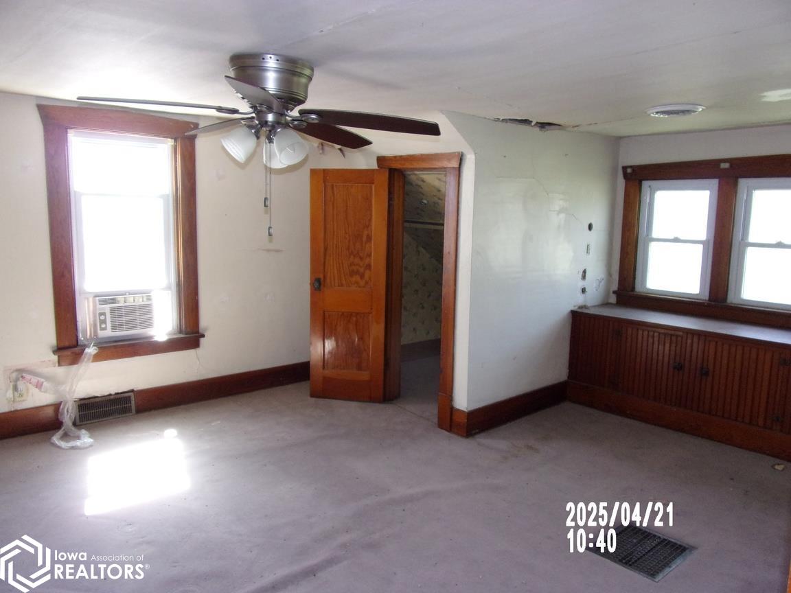 606 Lincoln Highway, Missouri Valley, Iowa image 13