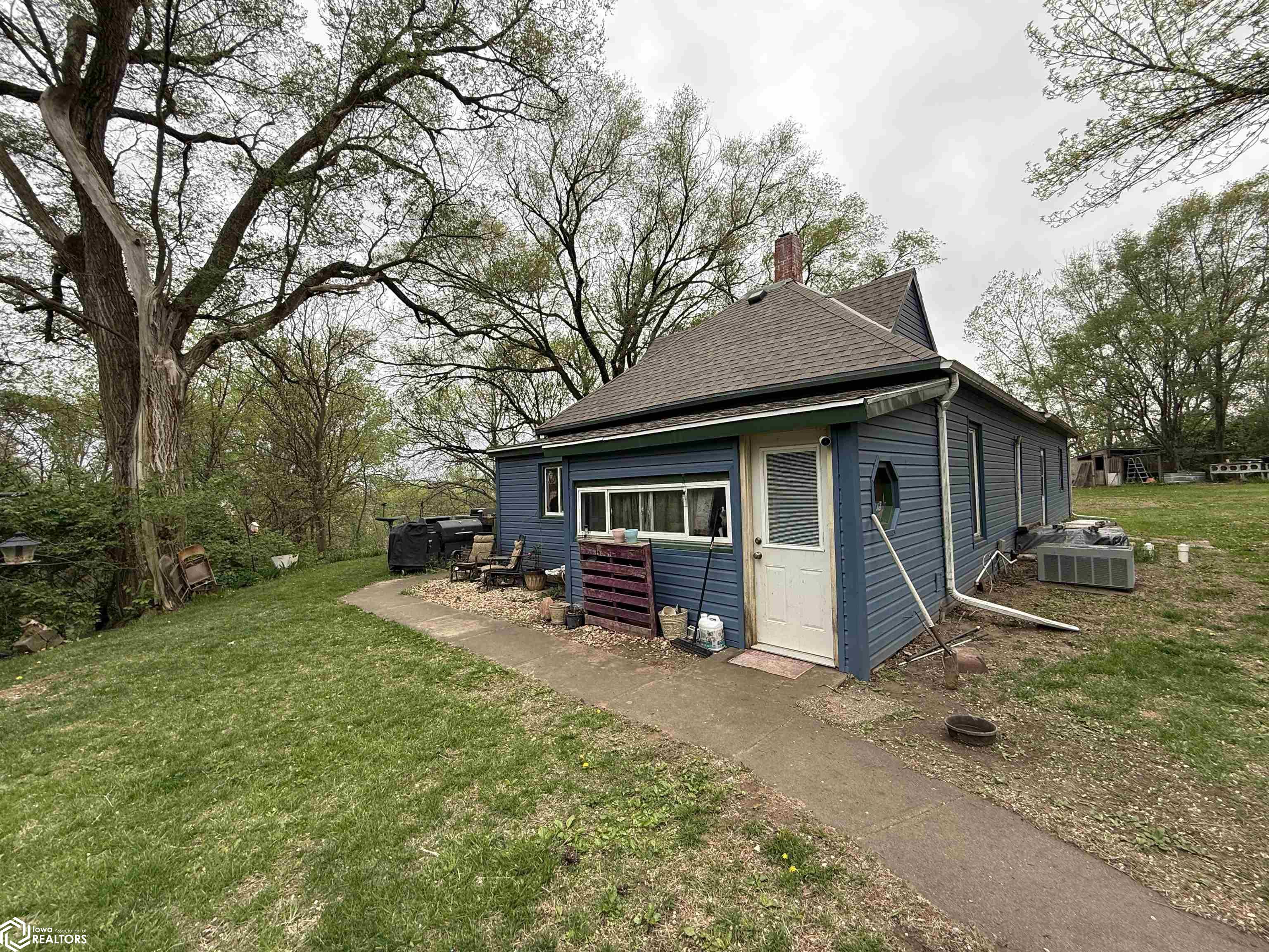 2711 286th Street, Hamburg, Iowa image 4