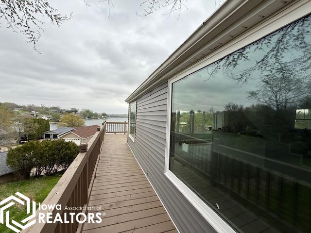 2160 S Lakeshore Drive, Brooklyn, Iowa image 25