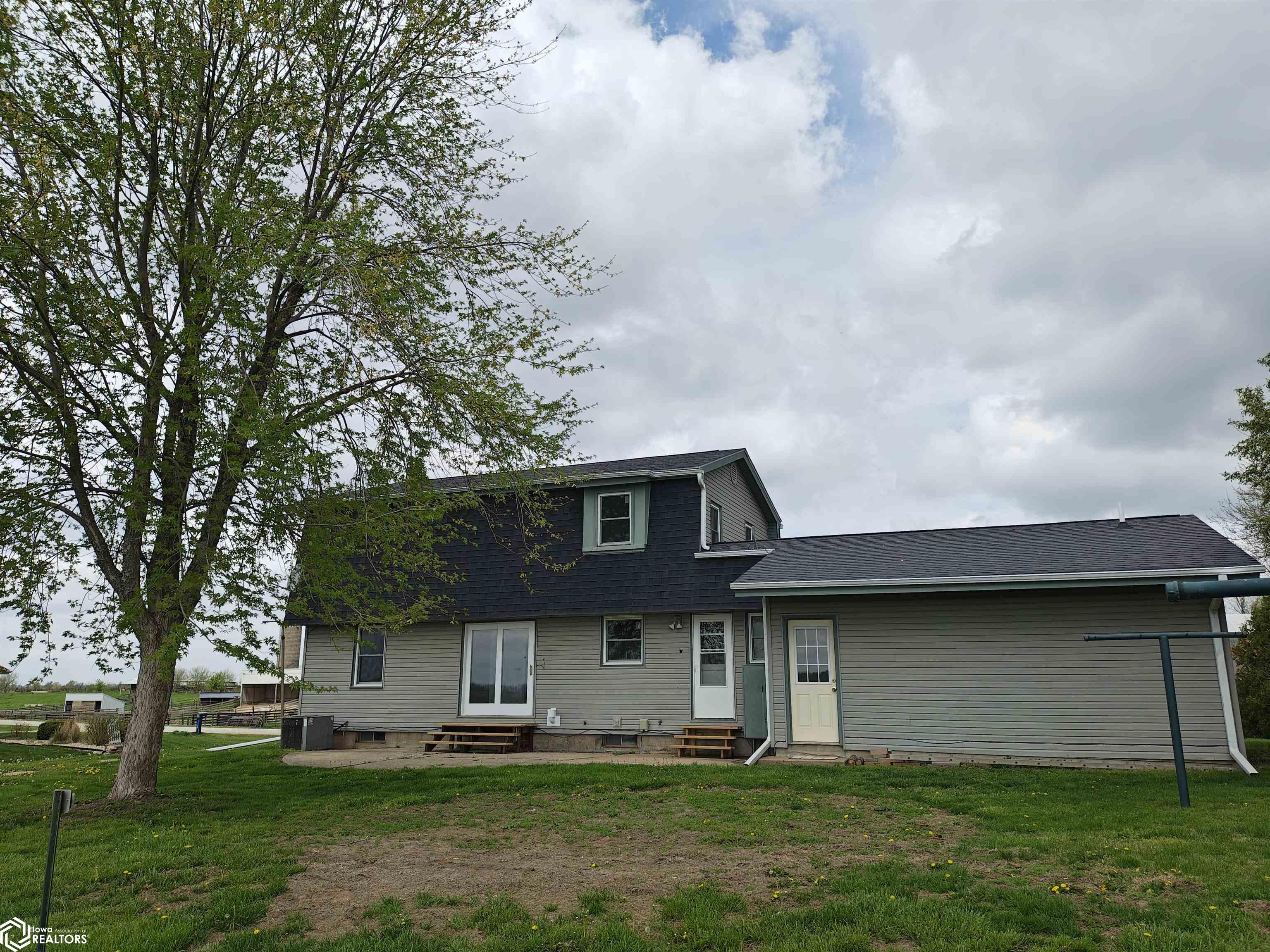 2942 Four Seasons Road, Fort Madison, Iowa image 3