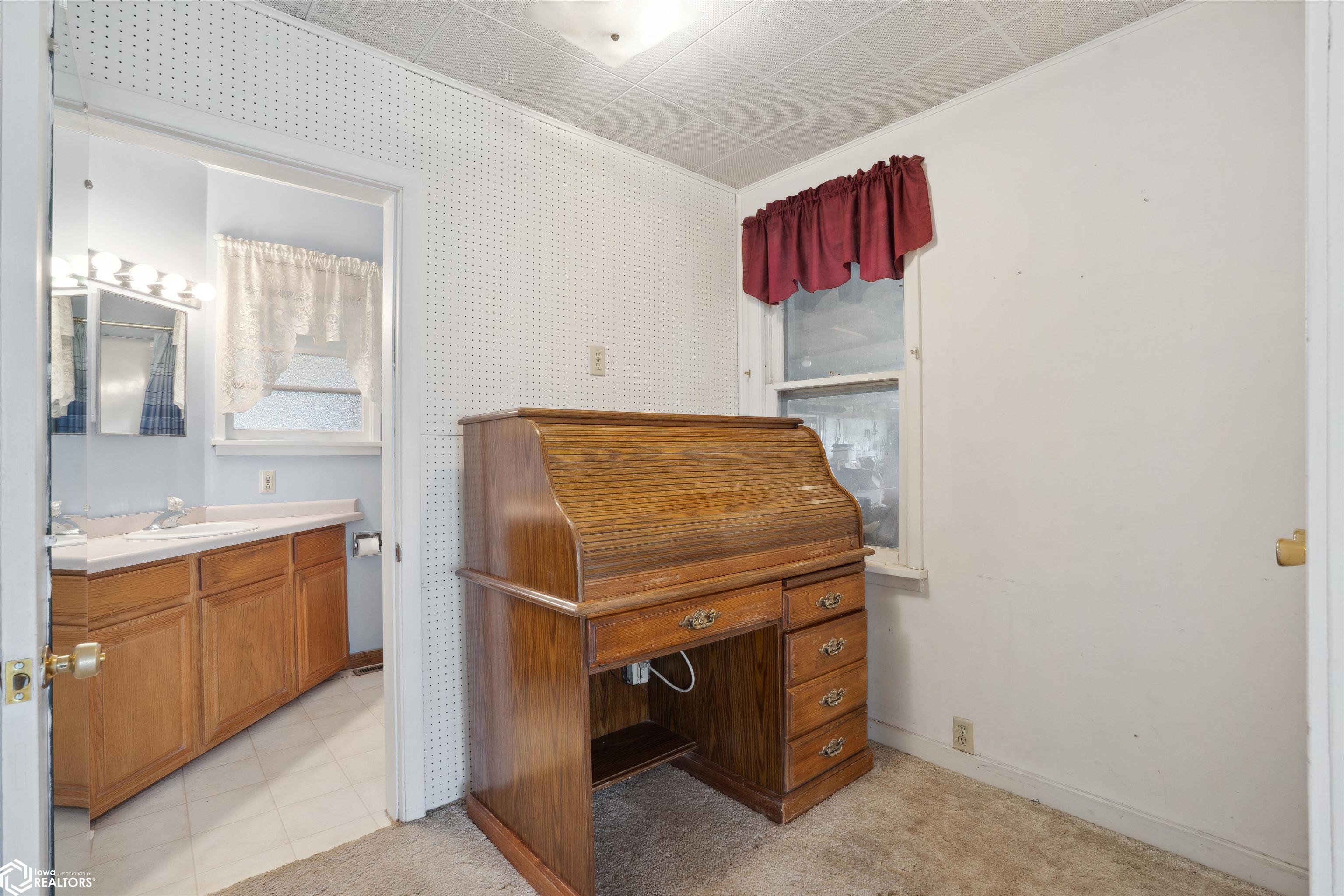 312 W. 1st, Gladbrook, Iowa image 11