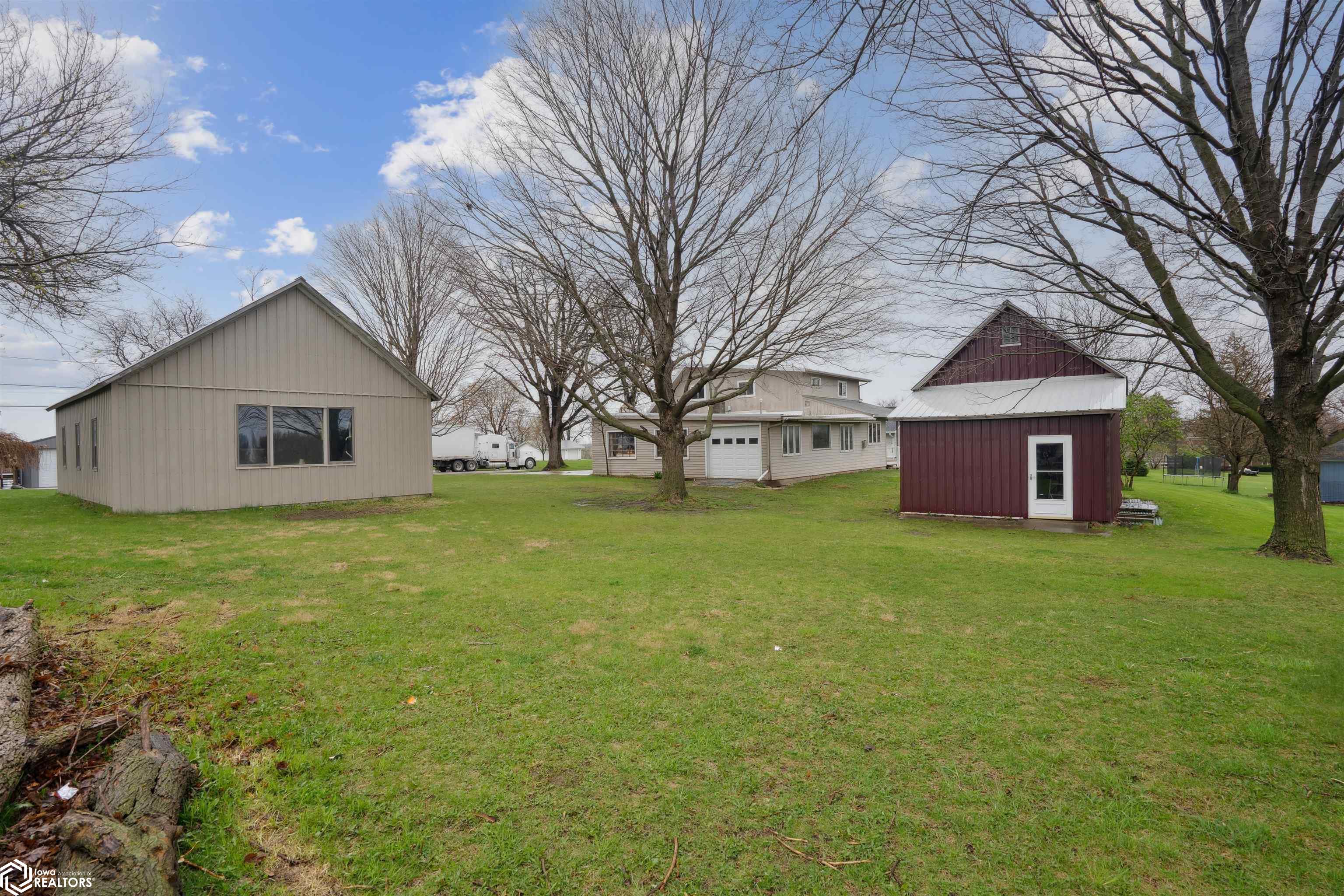 312 W. 1st, Gladbrook, Iowa image 23