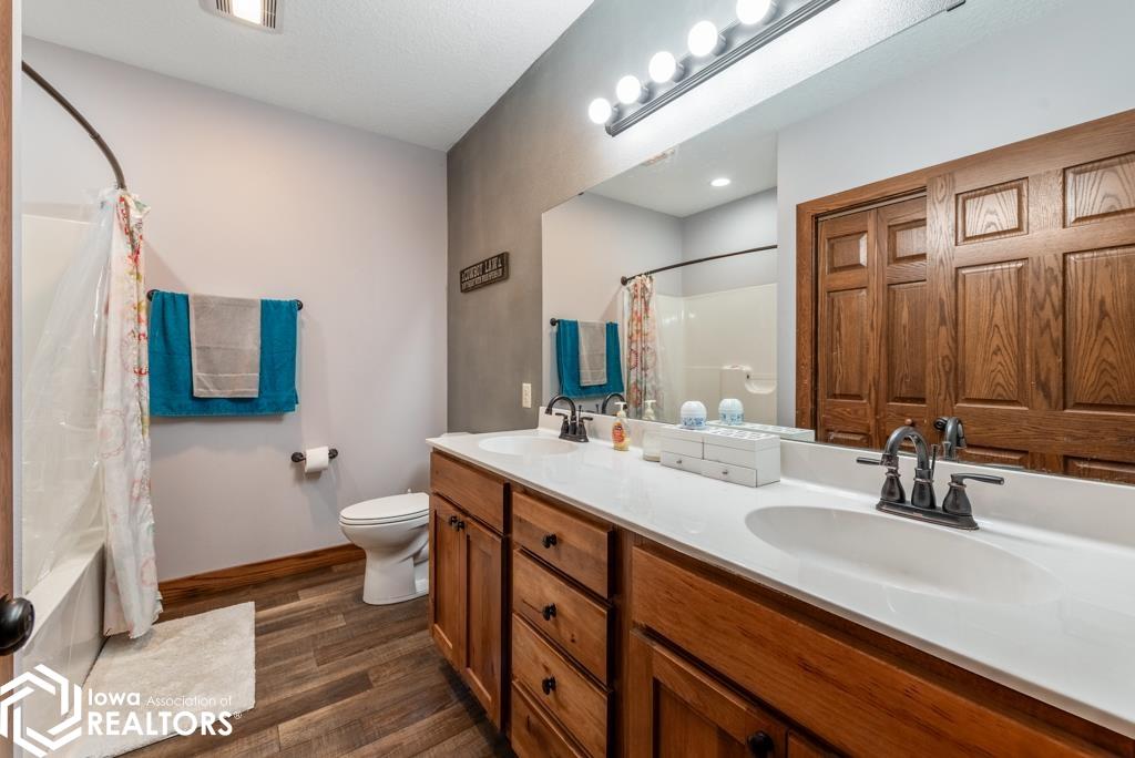 22515 280th, Bloomfield, Iowa image 17