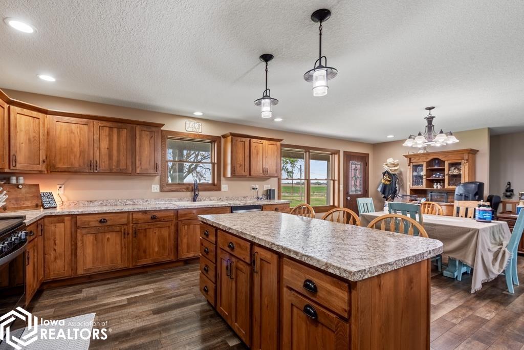 22515 280th, Bloomfield, Iowa image 3