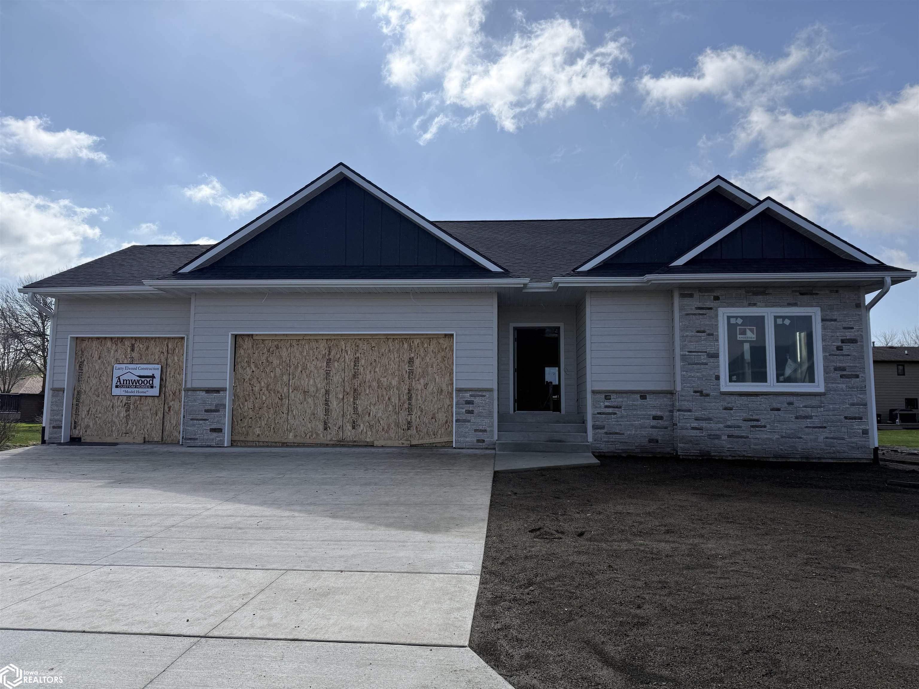 145 Boulder, Mason City, Iowa image 1