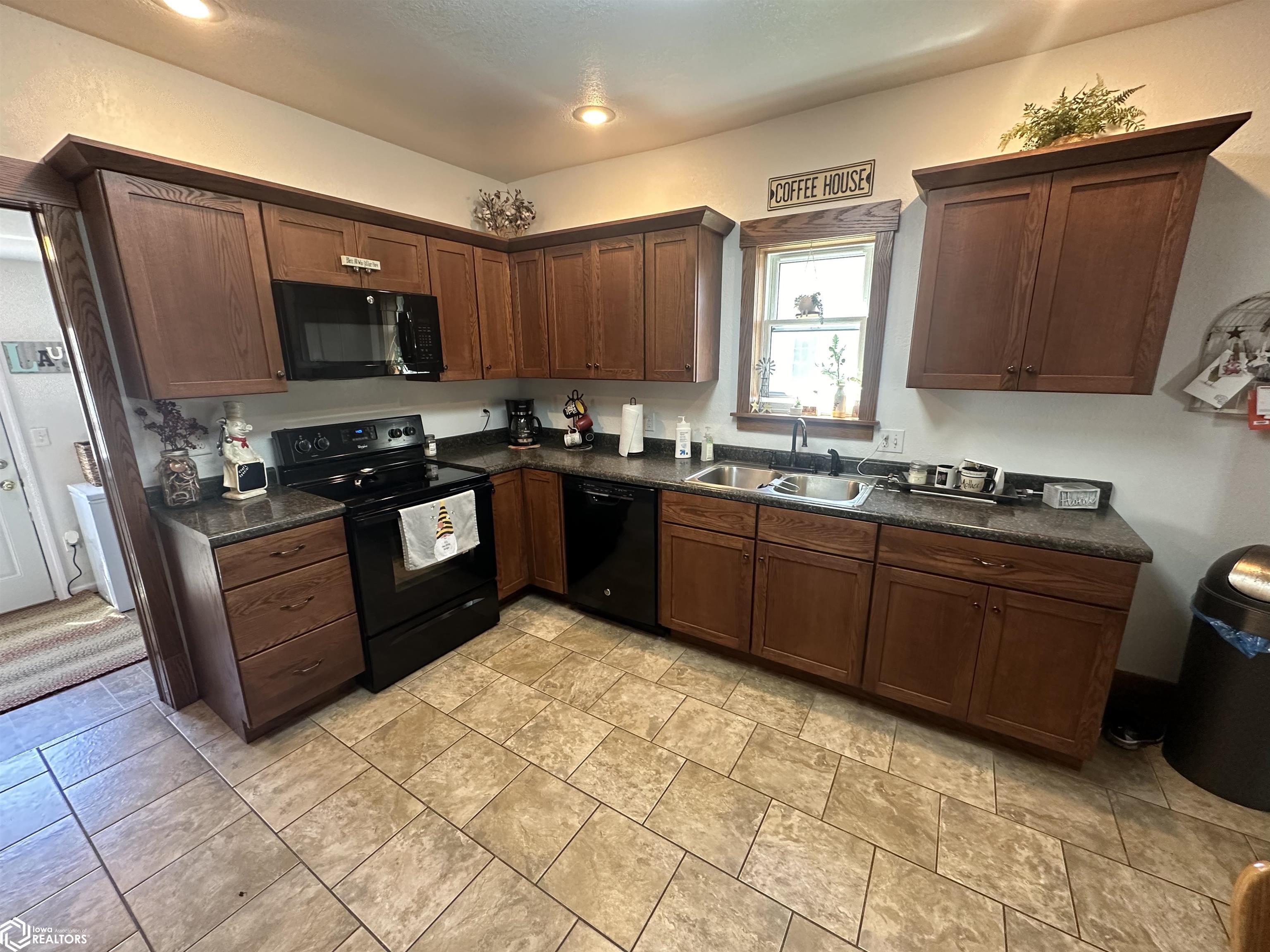 1608 9th Street, Harlan, Iowa image 12