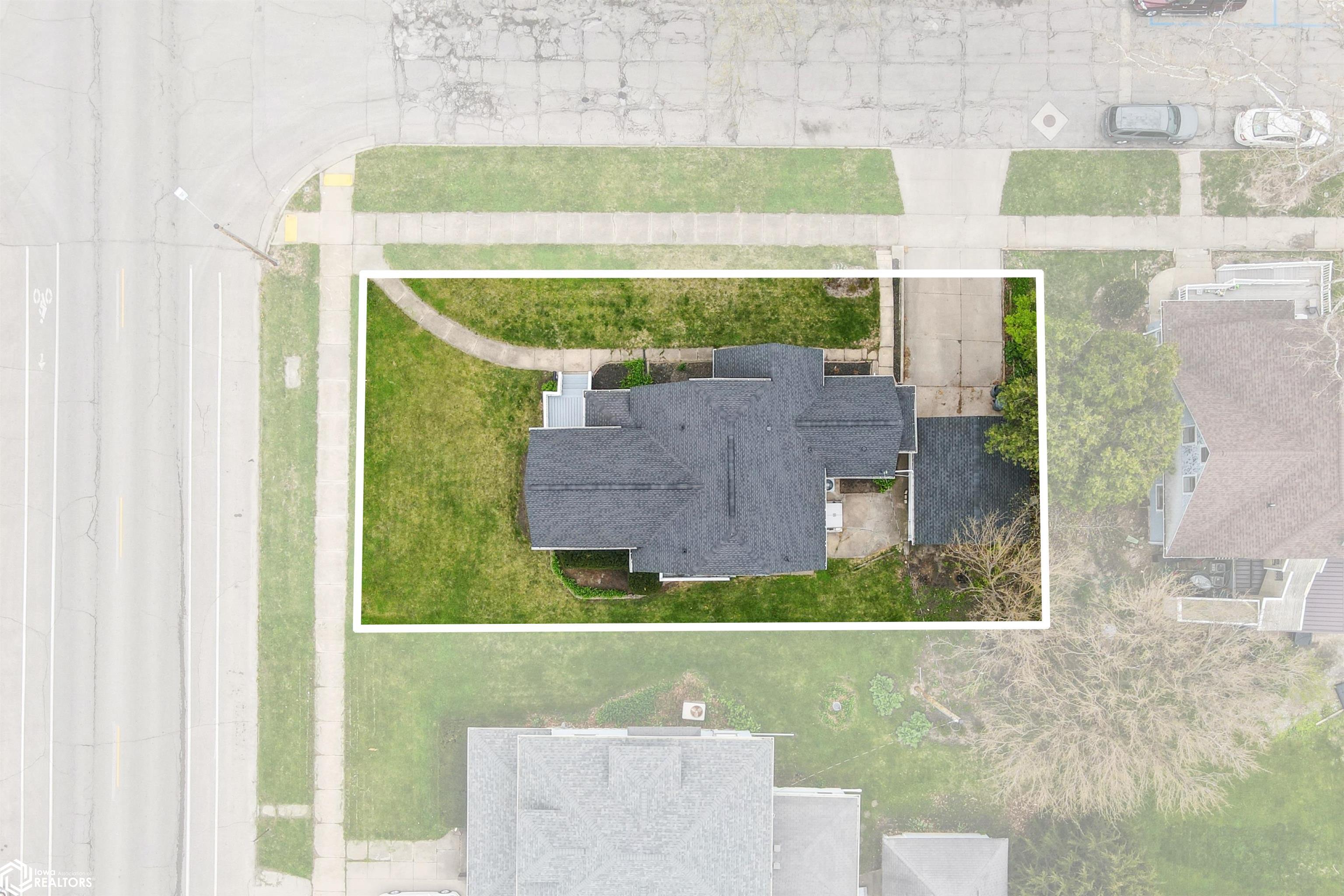 402 W Main Street, Marshalltown, Iowa image 35