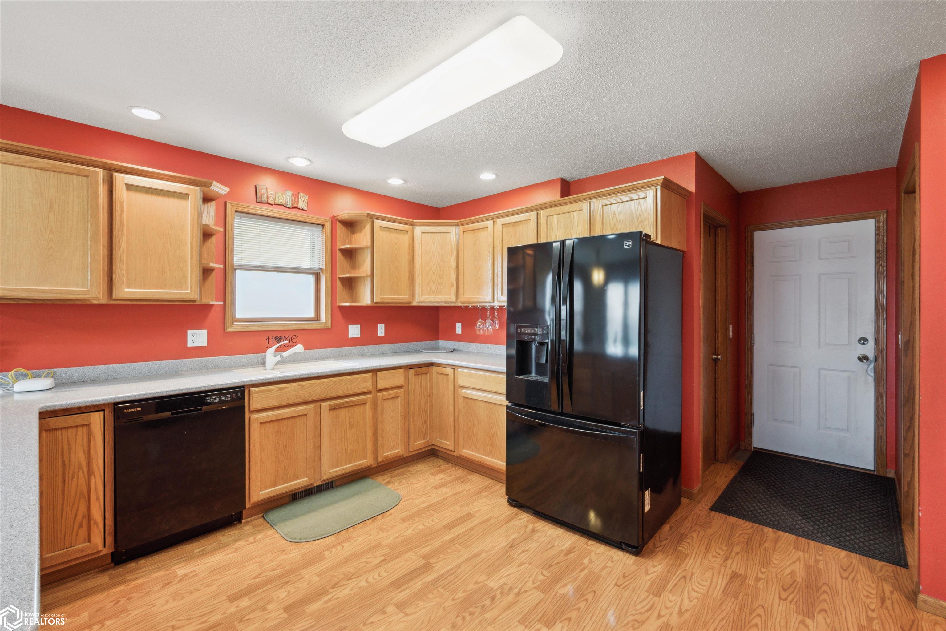 904 Cherokee Street, Nevada, Iowa image 11