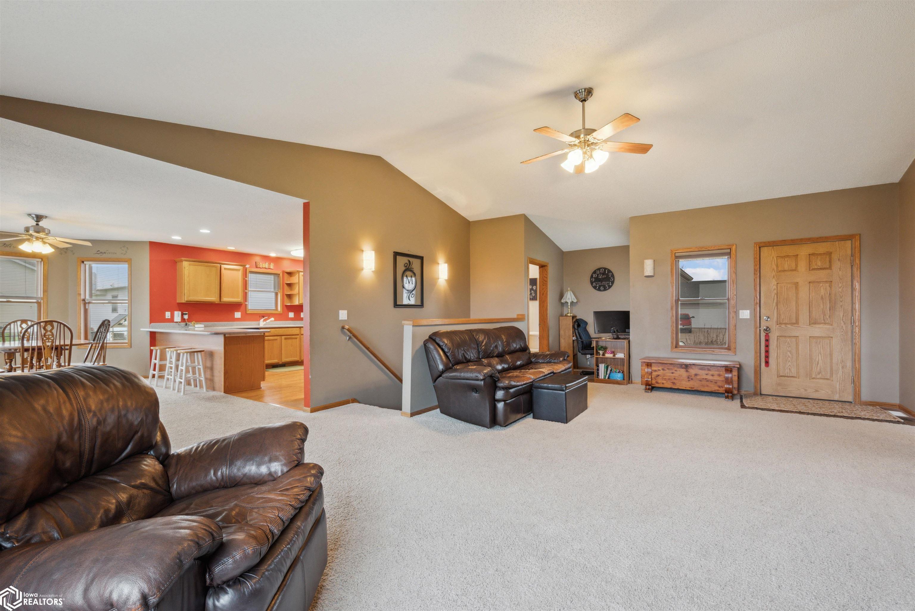 904 Cherokee Street, Nevada, Iowa image 4