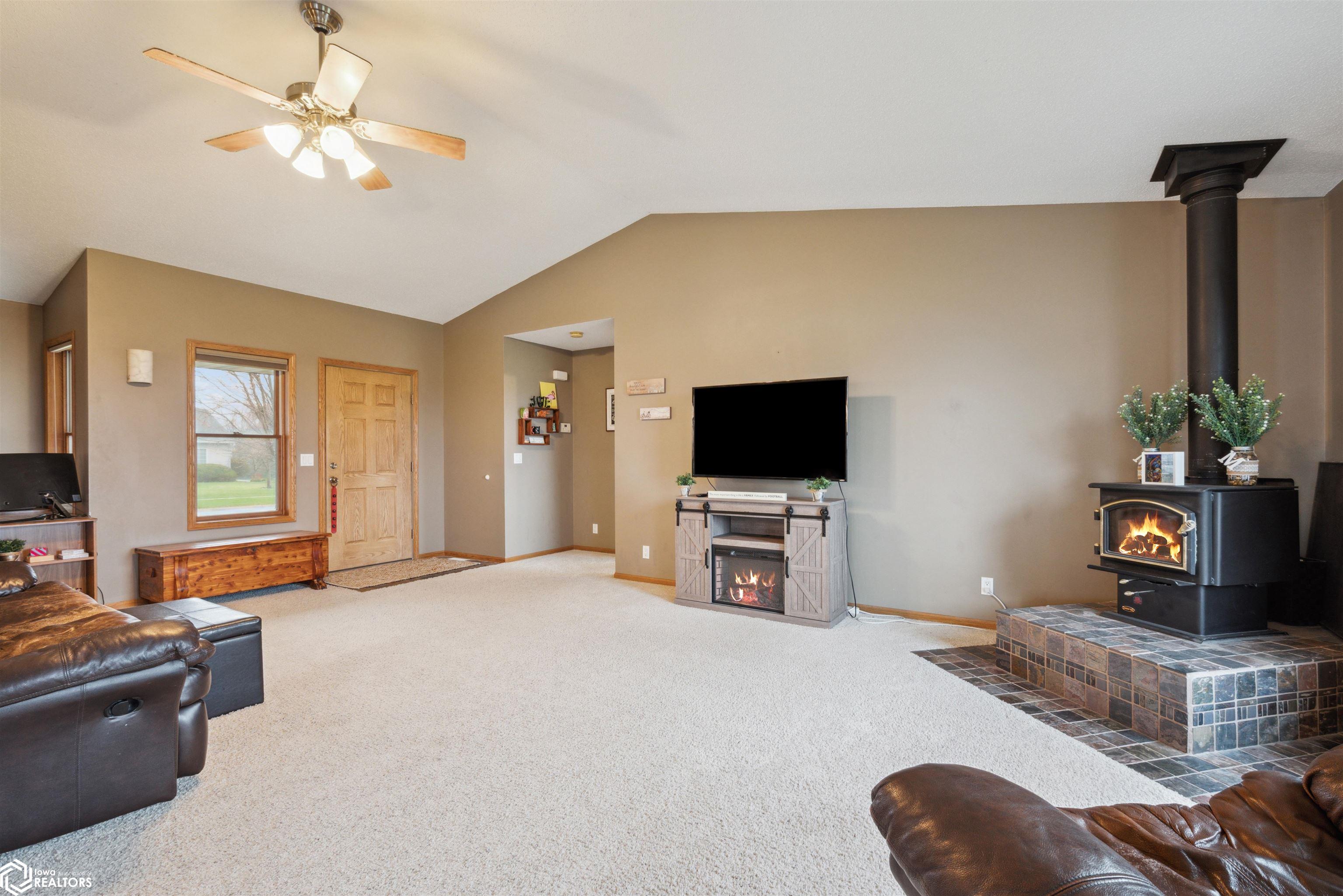 904 Cherokee Street, Nevada, Iowa image 5