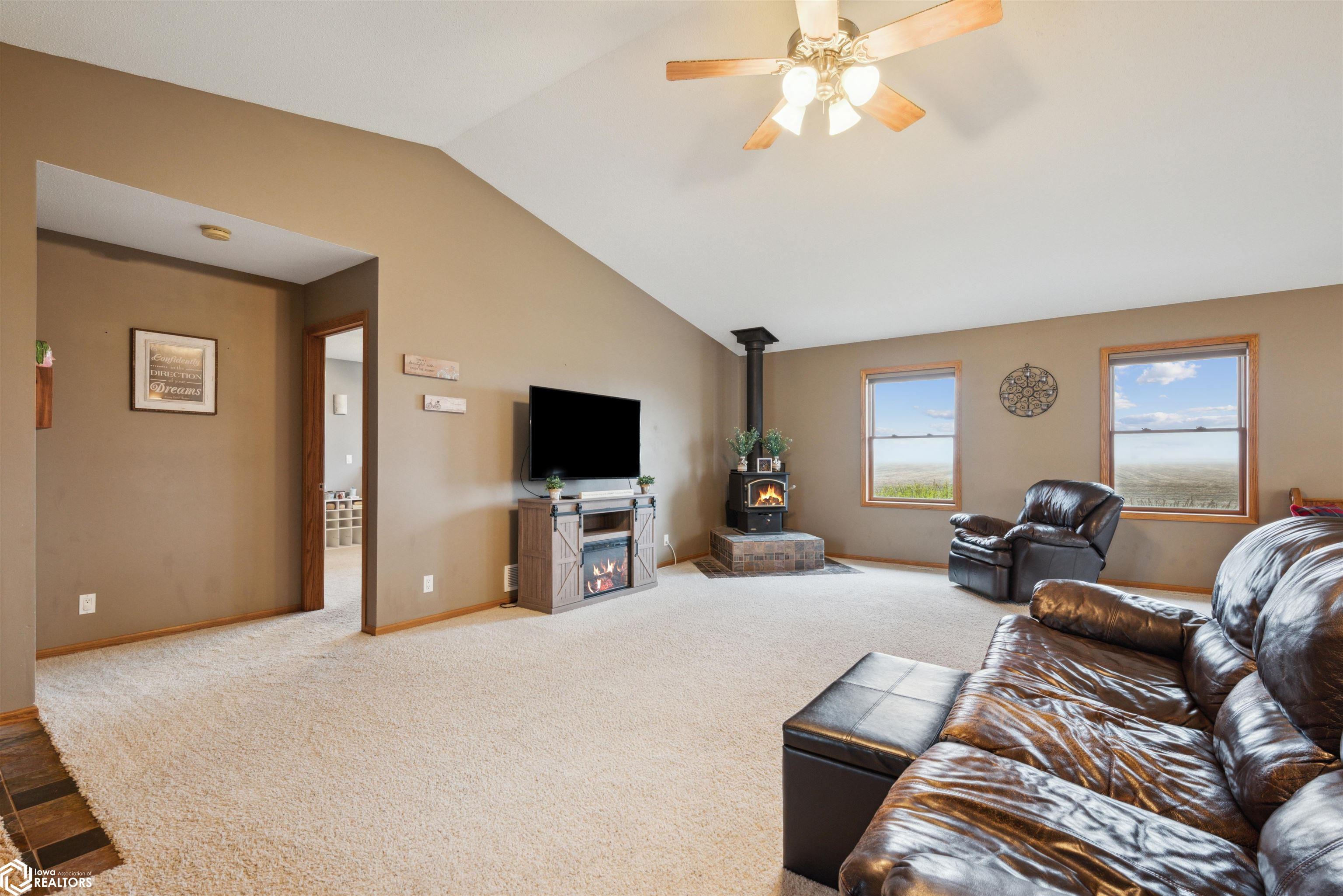 904 Cherokee Street, Nevada, Iowa image 6