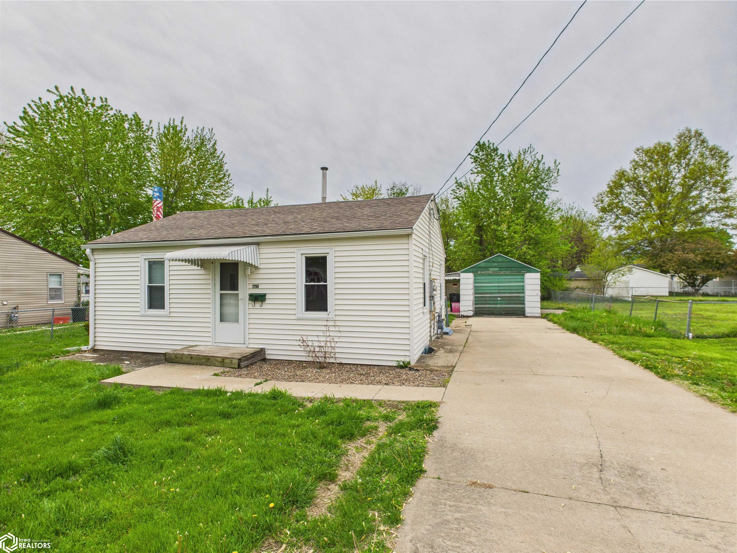 1422 Swanson Avenue, Ottumwa, Iowa image 2