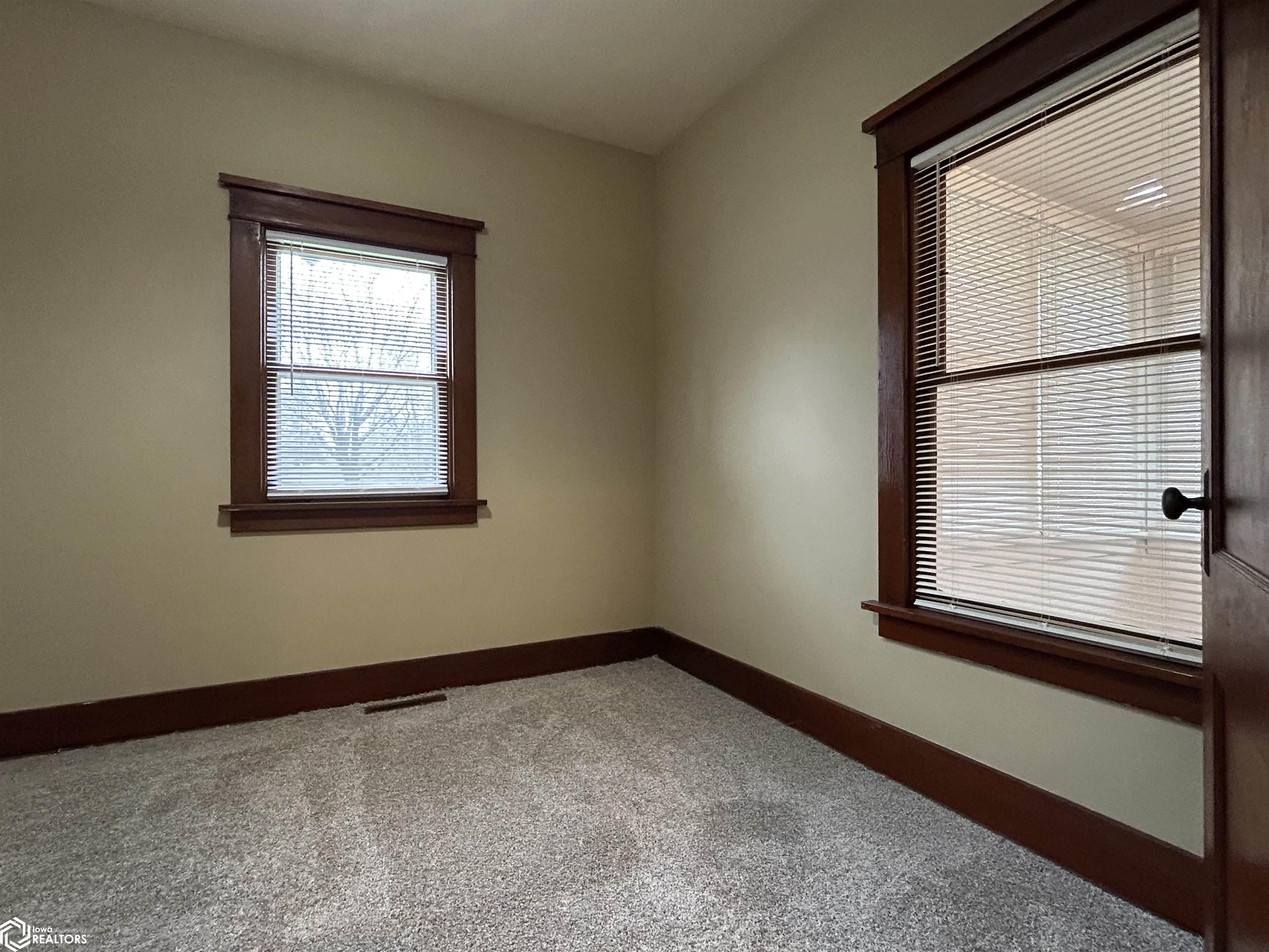 436 N 9th Street, Forest City, Iowa image 13