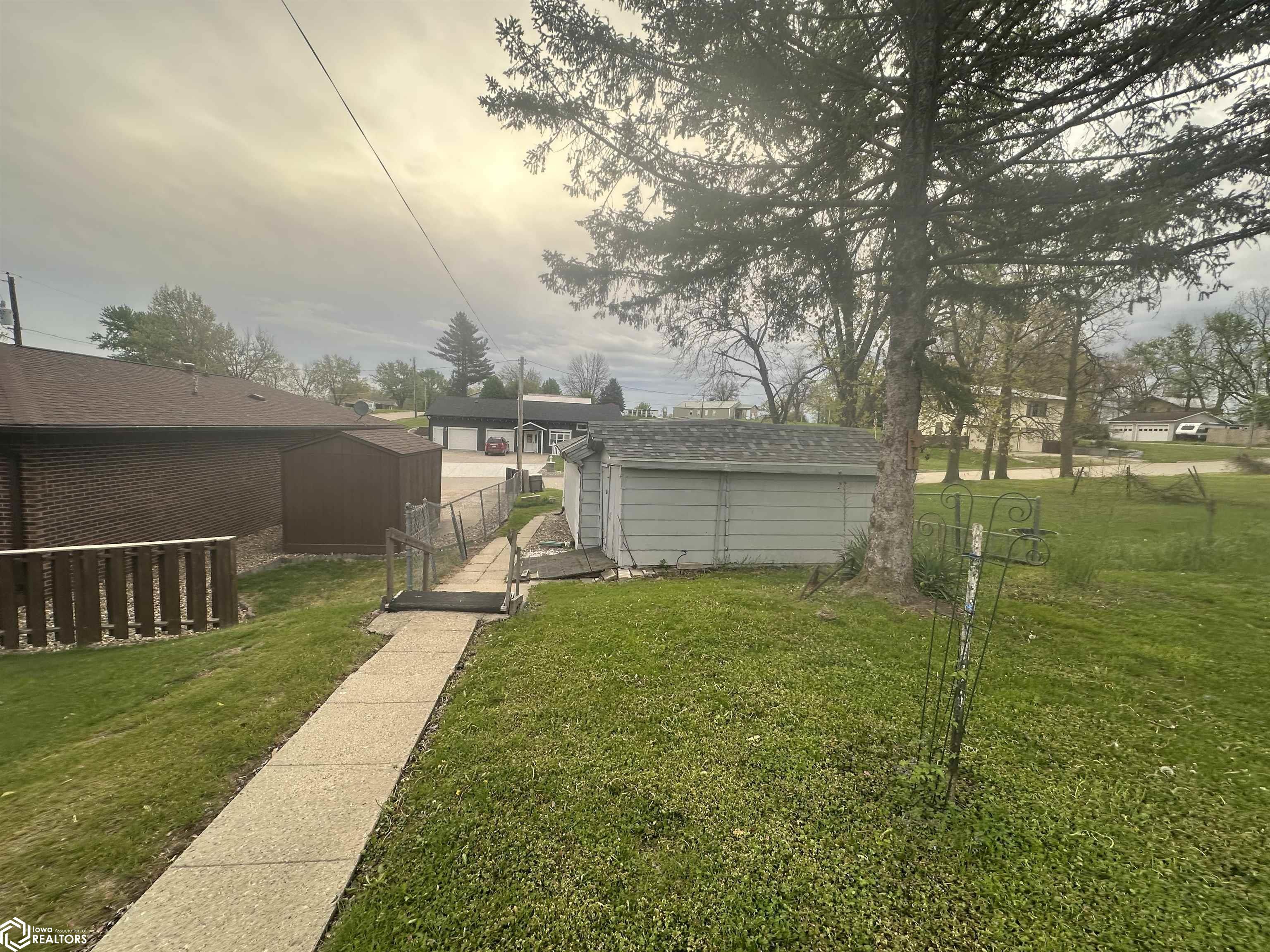 417 N 18th Street, Centerville, Iowa image 16