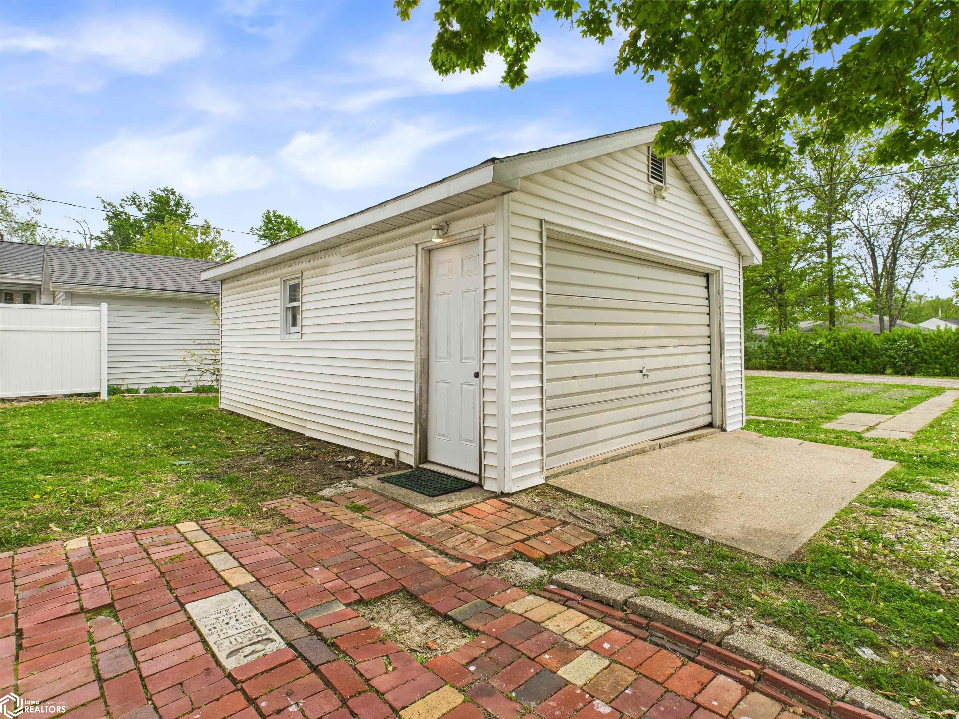 503 Hawthorne Place, Keokuk, Iowa image 7