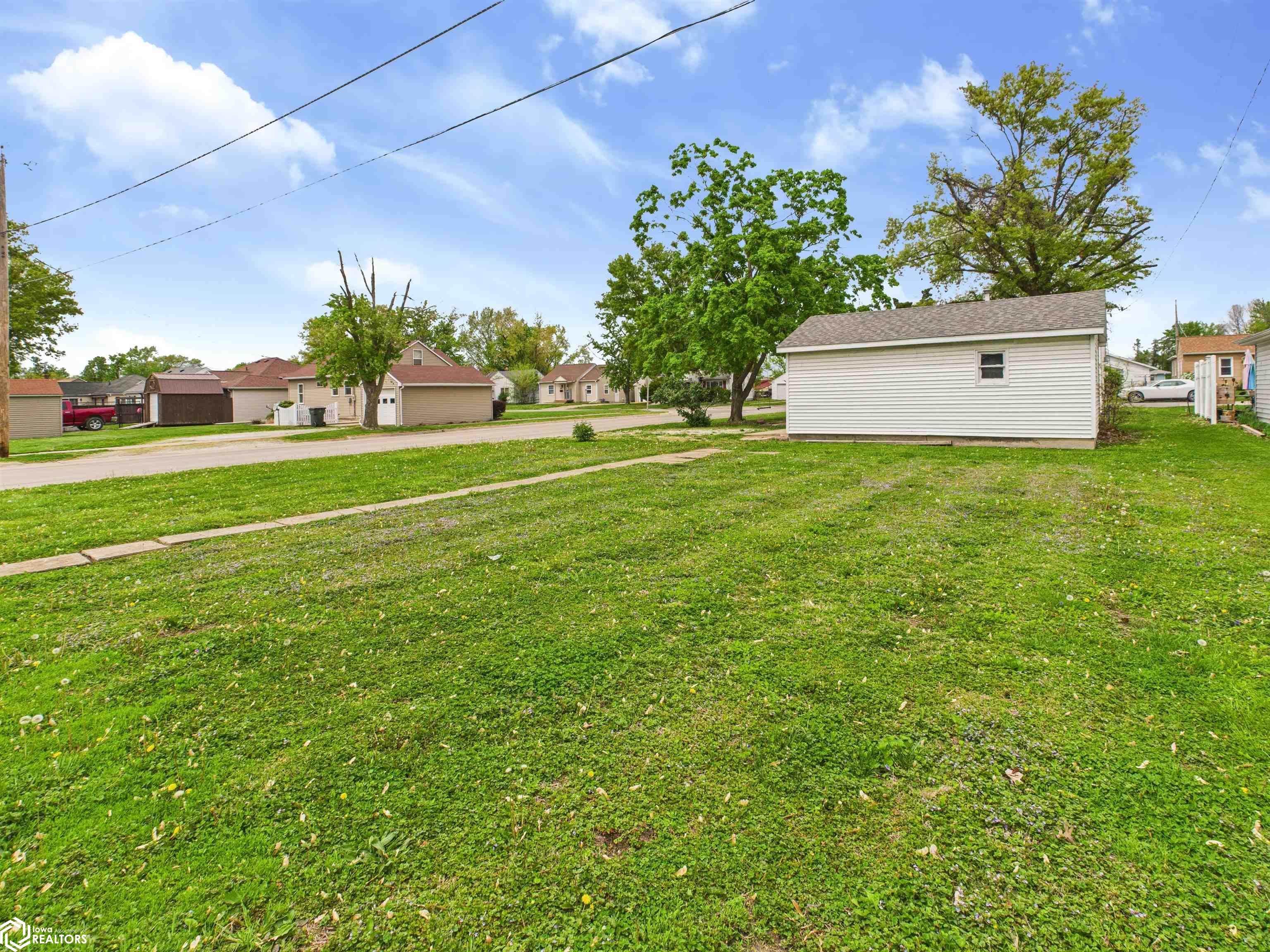 503 Hawthorne Place, Keokuk, Iowa image 10