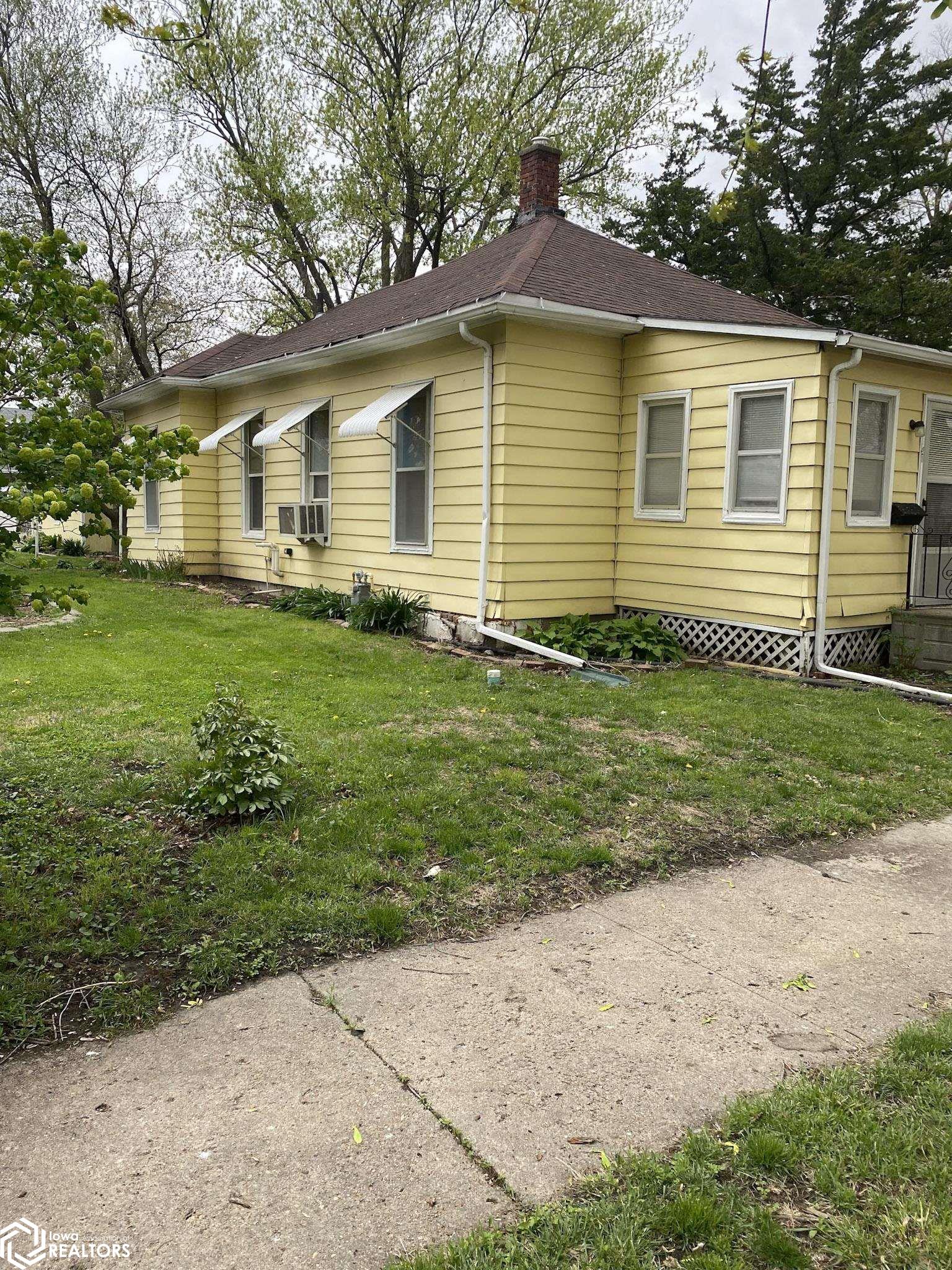 202 E Maple Street, Red Oak, Iowa image 2
