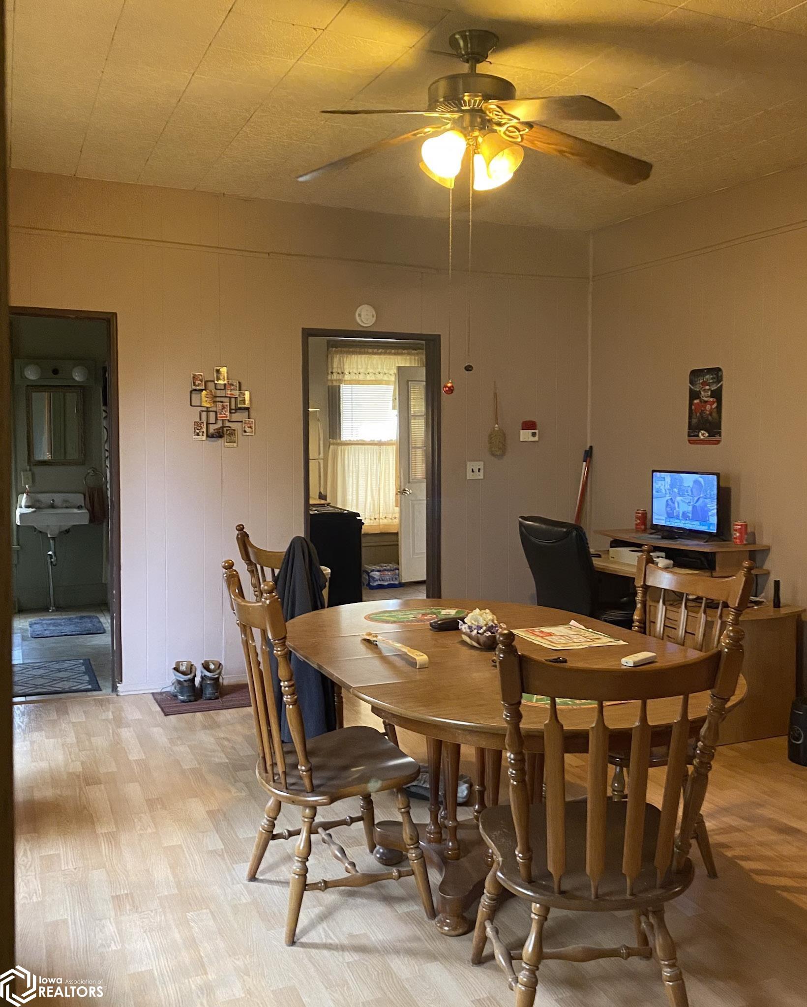 202 E Maple Street, Red Oak, Iowa image 11